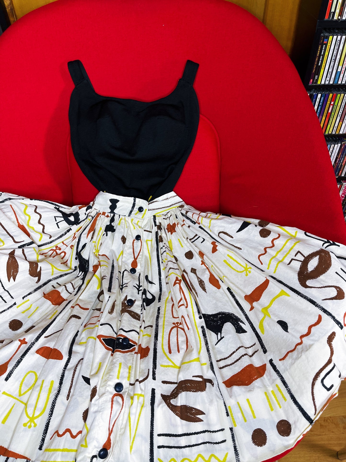 Vintage 50s Hieroglyphics Egyptian Novelty Print Full Skirt Fits Sizes XXS-XS