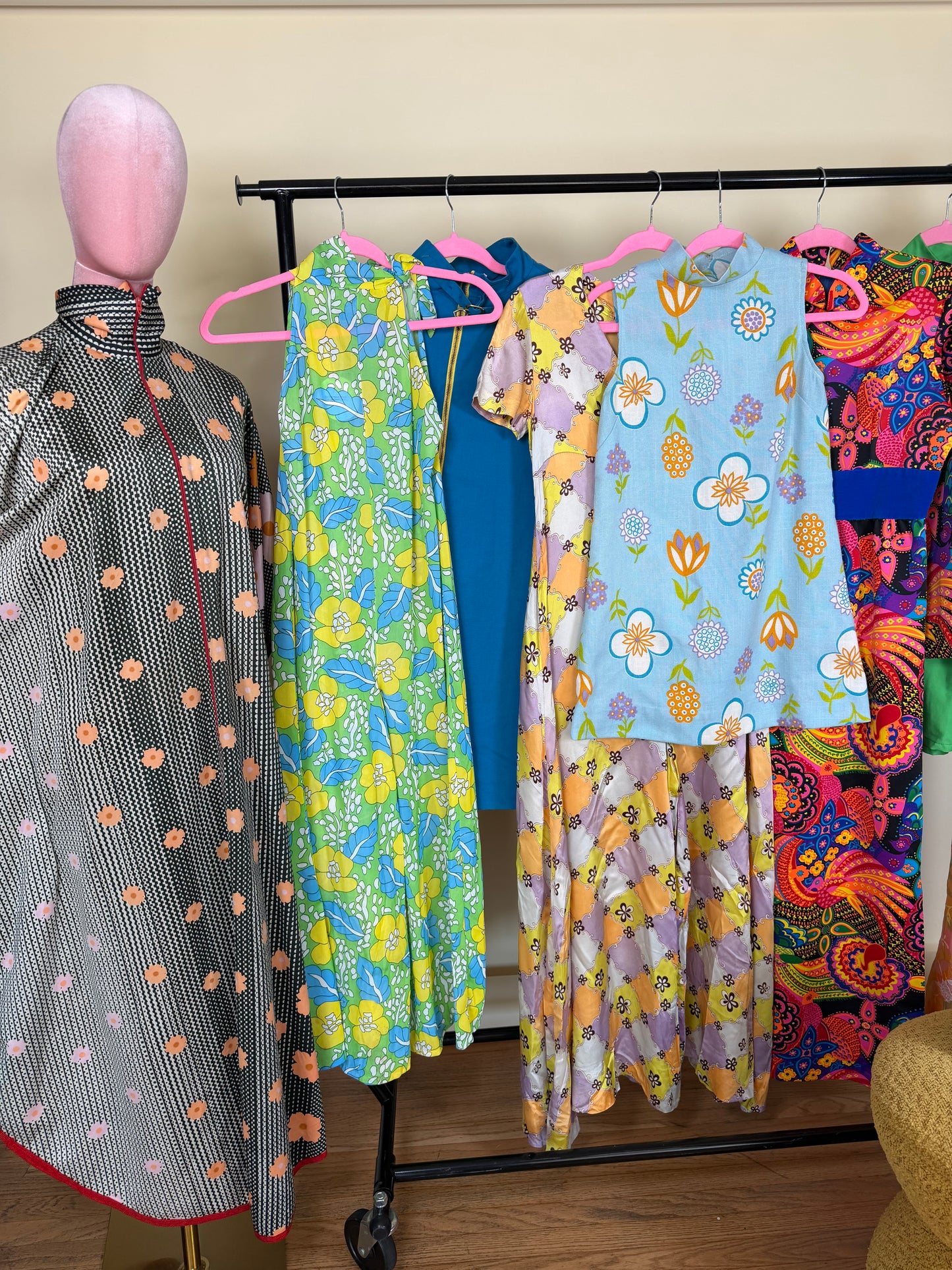 Vintage 60s Mod Hawaiian Citrus Floral Wideleg Jumpsuit Fits XS-M