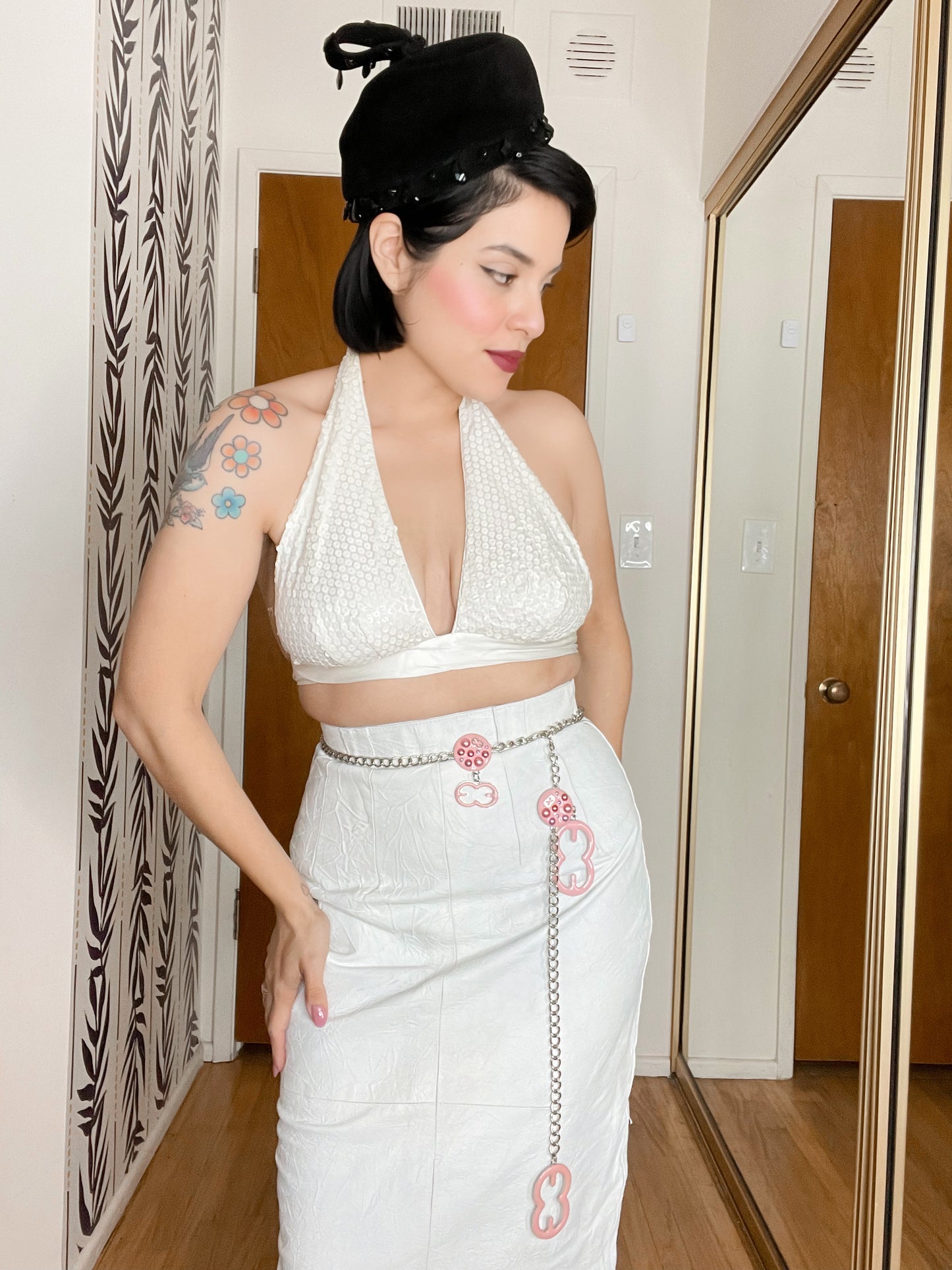 Vintage 80s “V.S.O.P. Cognac” White Genuine Leather Skirt Best Fits Sizes XS