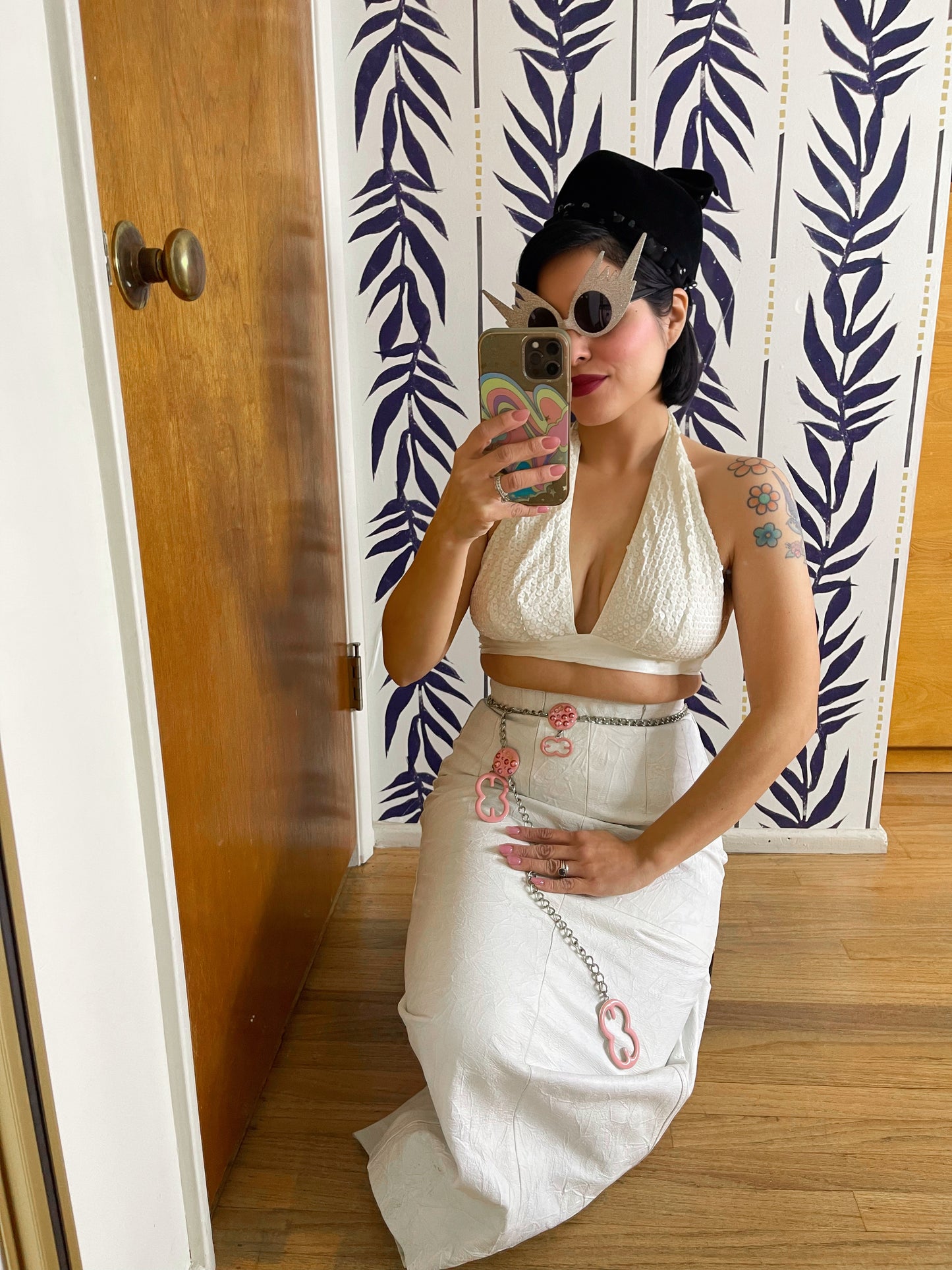 Vintage 80s “V.S.O.P. Cognac” White Genuine Leather Skirt Best Fits Sizes XS