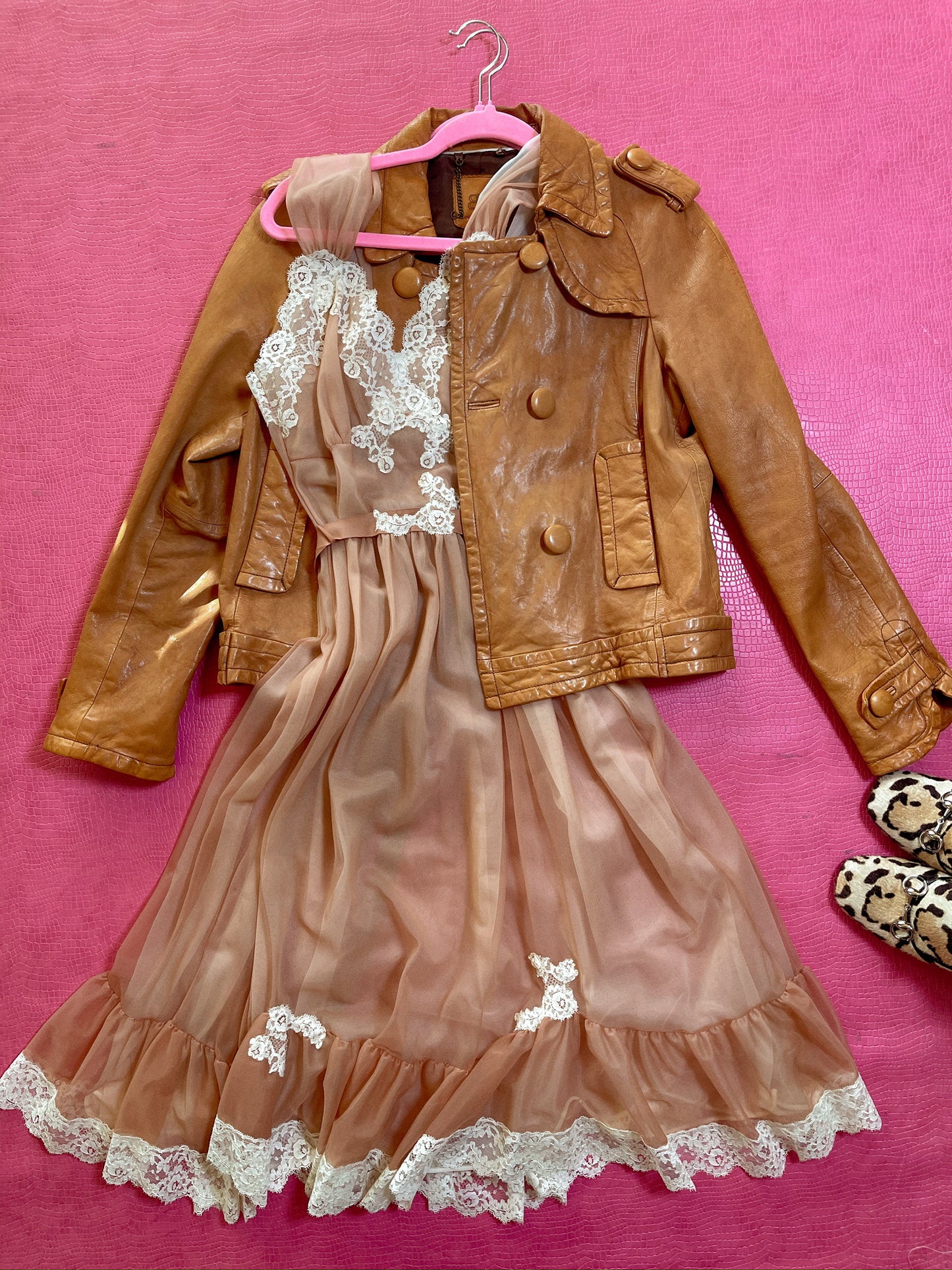 Vintage Y2K "Banana Republic" Military Style Leather Jacket - Best Fits Size XS-S