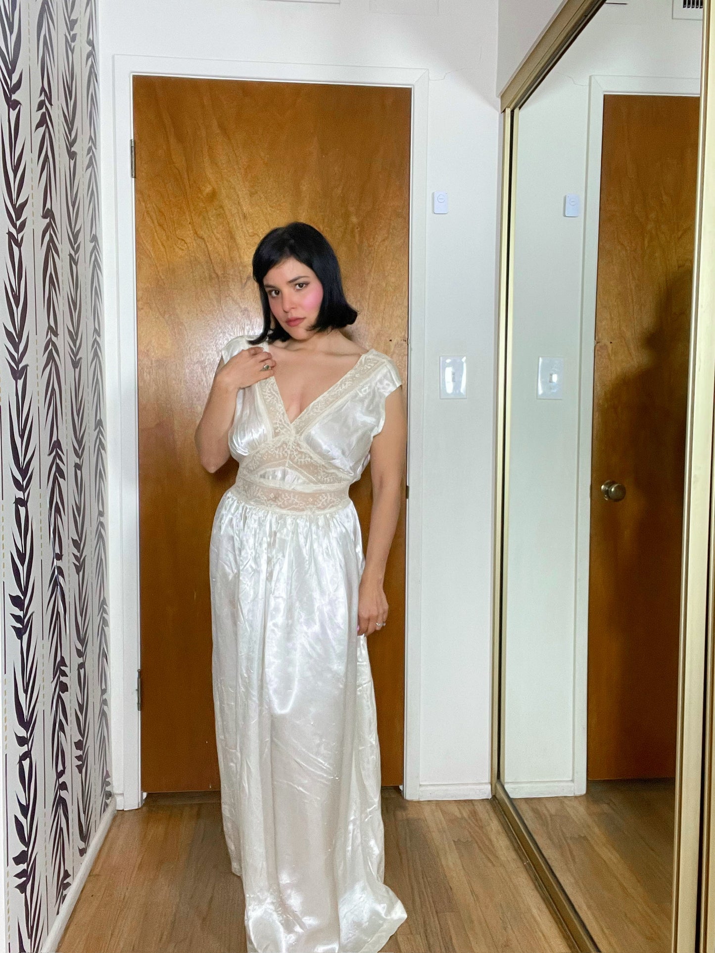 Vintage 30s 40s Ivory Silk Nightgown - Best Fits Size L, Possibly XL