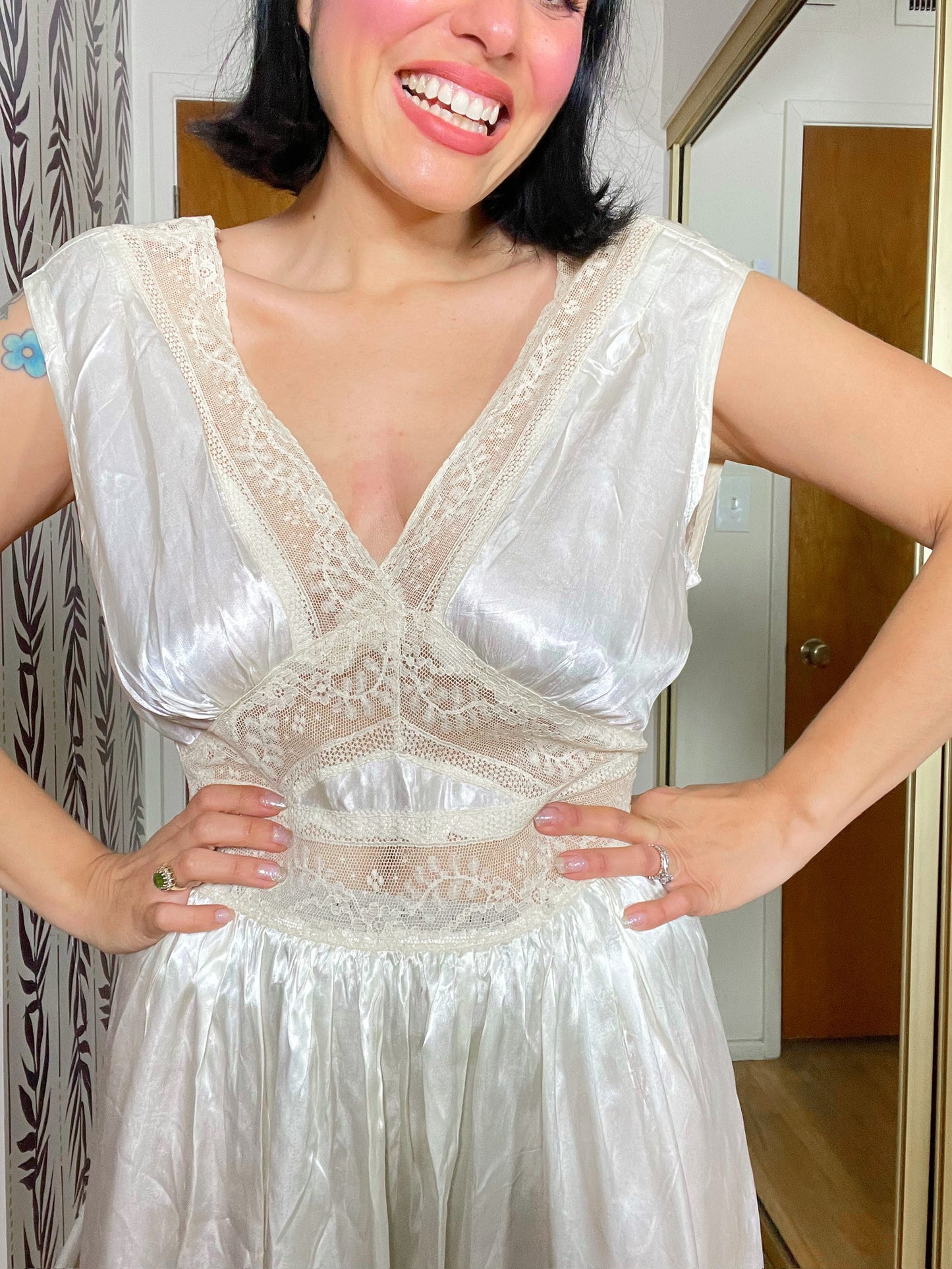 Vintage 30s 40s Ivory Silk Nightgown - Best Fits Size L, Possibly XL