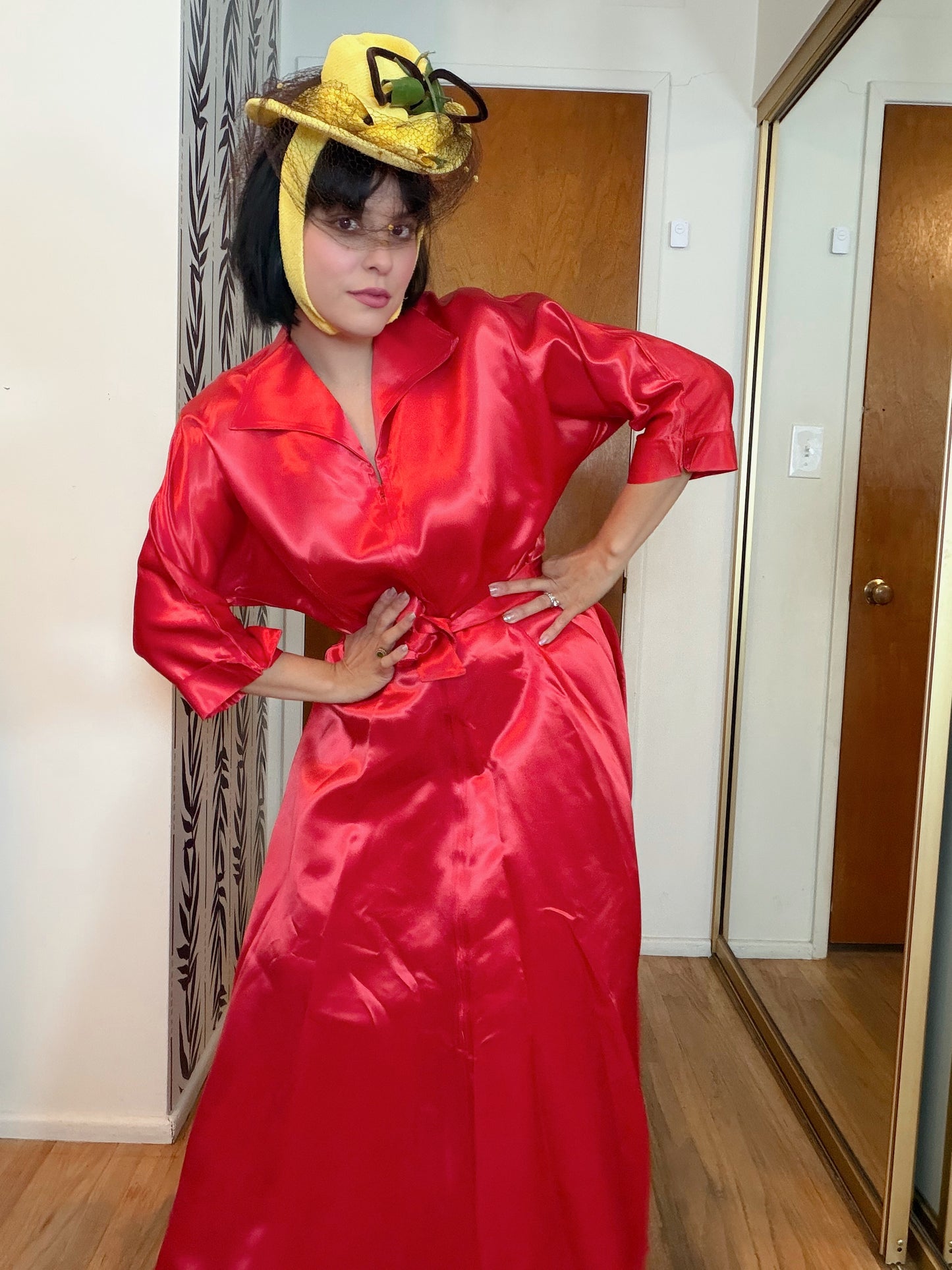 1940s Toy Yellow Floral Mesh Tilt Hat