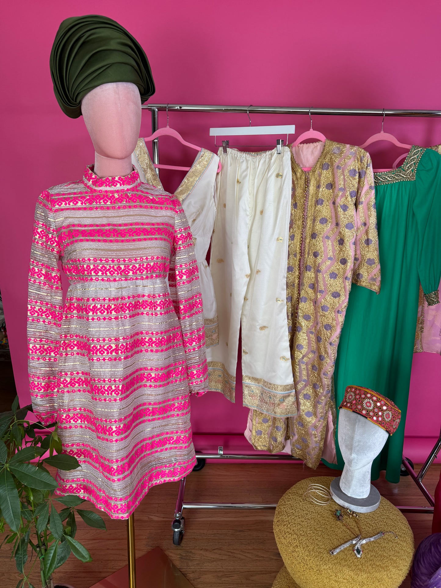 Vintage 60s Pink & Silver Babydoll Dress XS-M