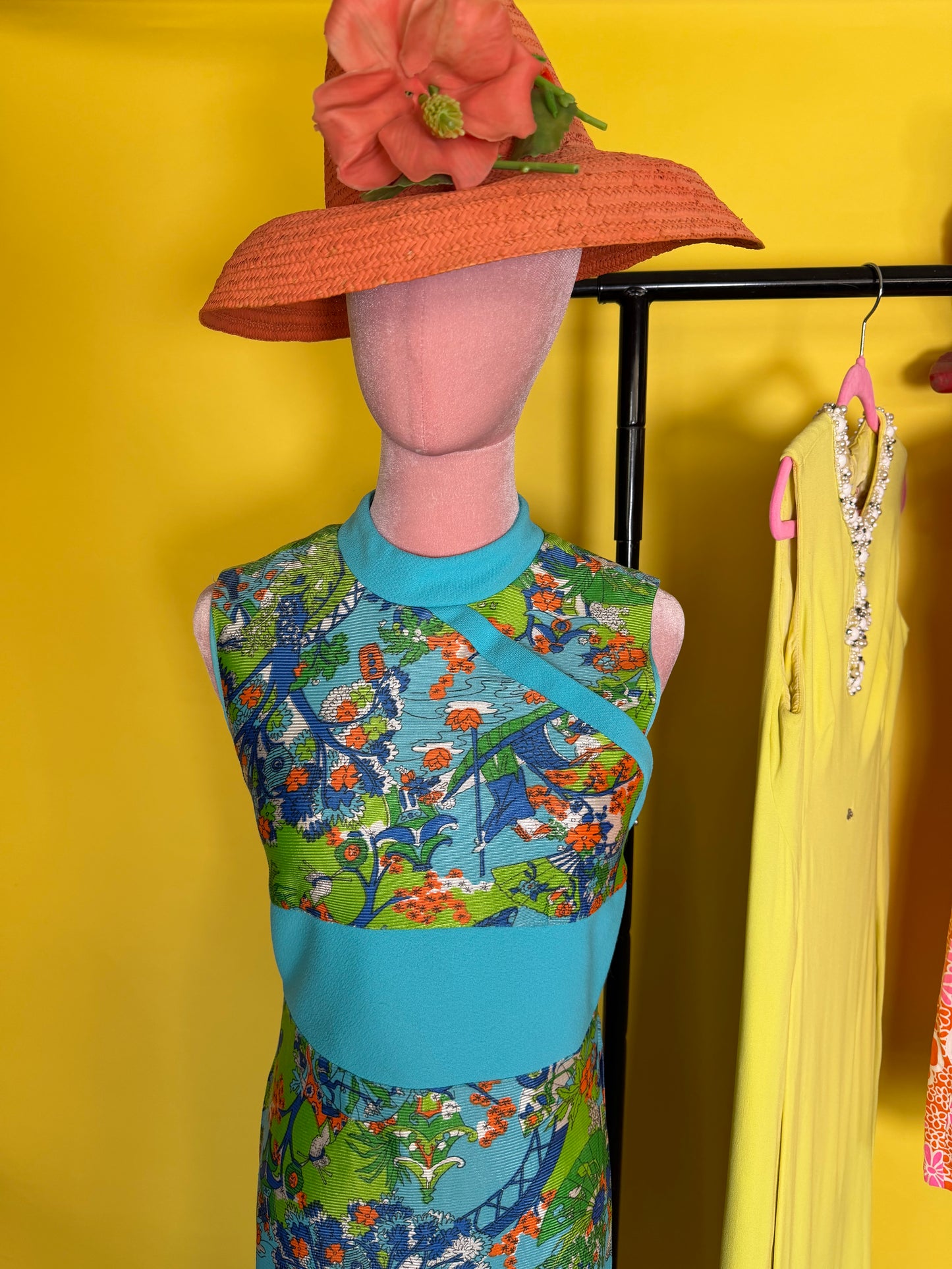 Vintage 60s Japanese Garden Novelty Print Hostess Maxi Dress Fits XS-M