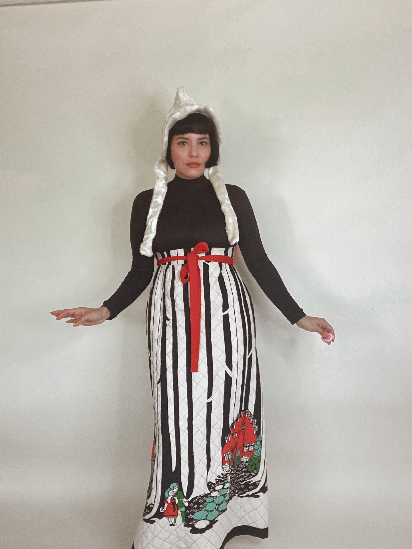 Vintage 60s / 70s Hansel and Gretel Novelty Print Dress Fits sizes XXS-XS