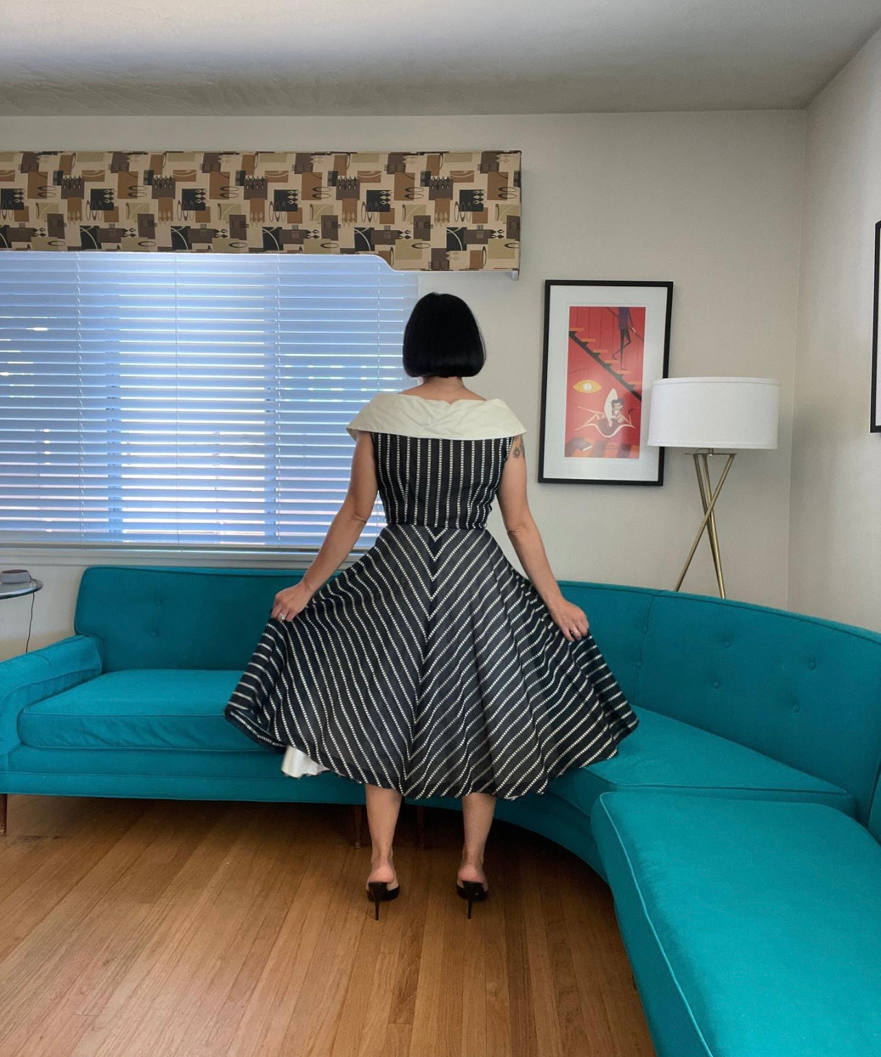 Vintage 50s / 60s Cotton Button Down Full Skirt Dress Fits Sizes XS-SM