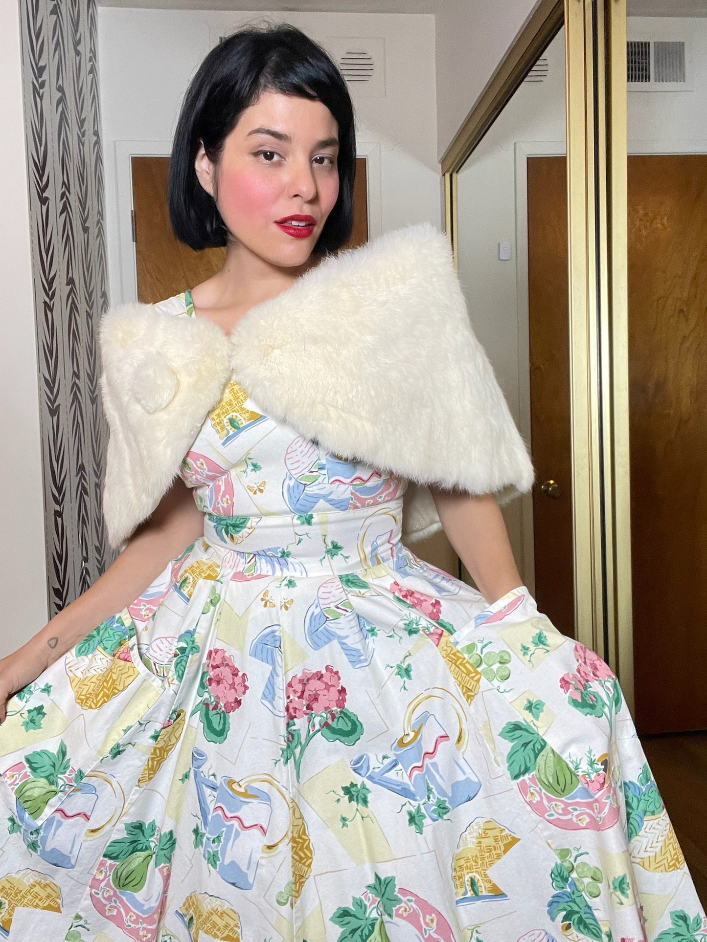 Vintage 50s 60s Ivory Rabbit Shawl - One Size