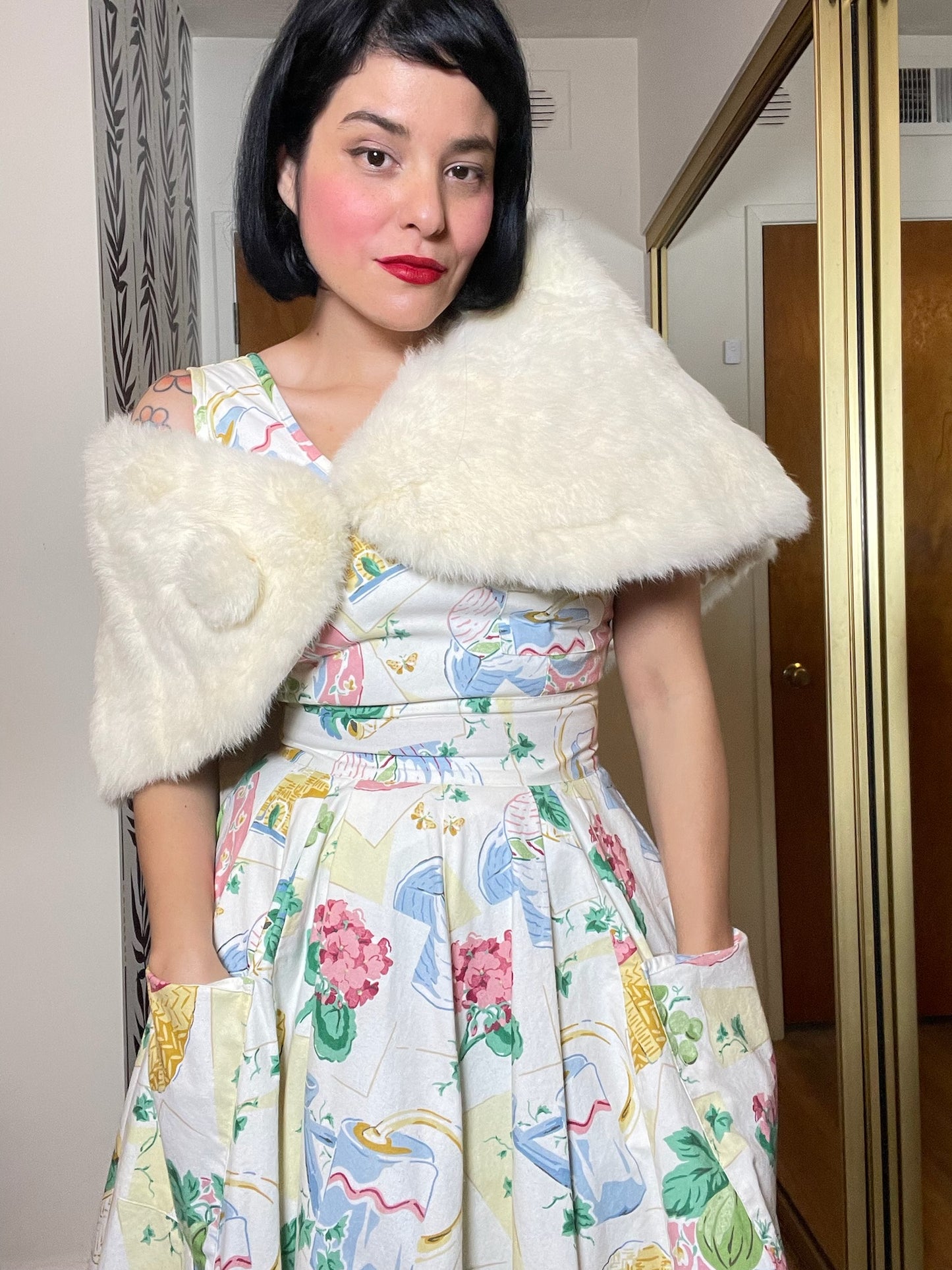 Vintage 50s 60s Ivory Rabbit Shawl - One Size