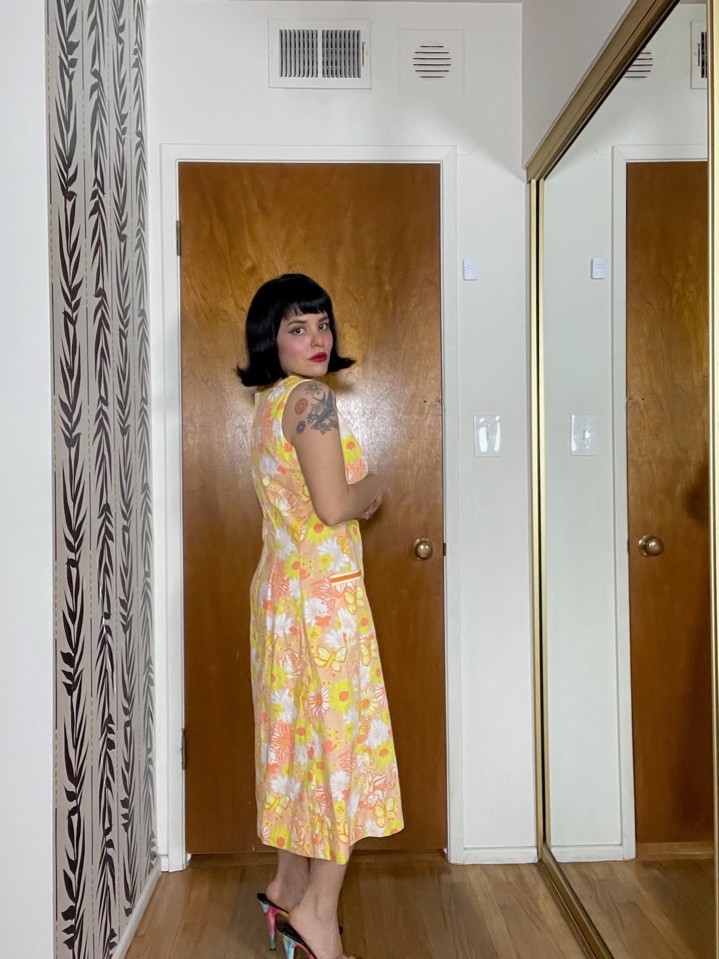 Vintage 60s "Lilly Pulitzer" Butterfly & Flowers Dress - Best Fits SizeS-M