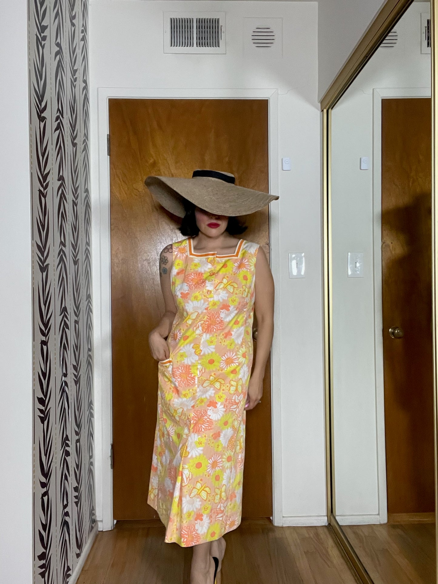 Vintage 60s "Lilly Pulitzer" Butterfly & Flowers Dress - Best Fits SizeS-M