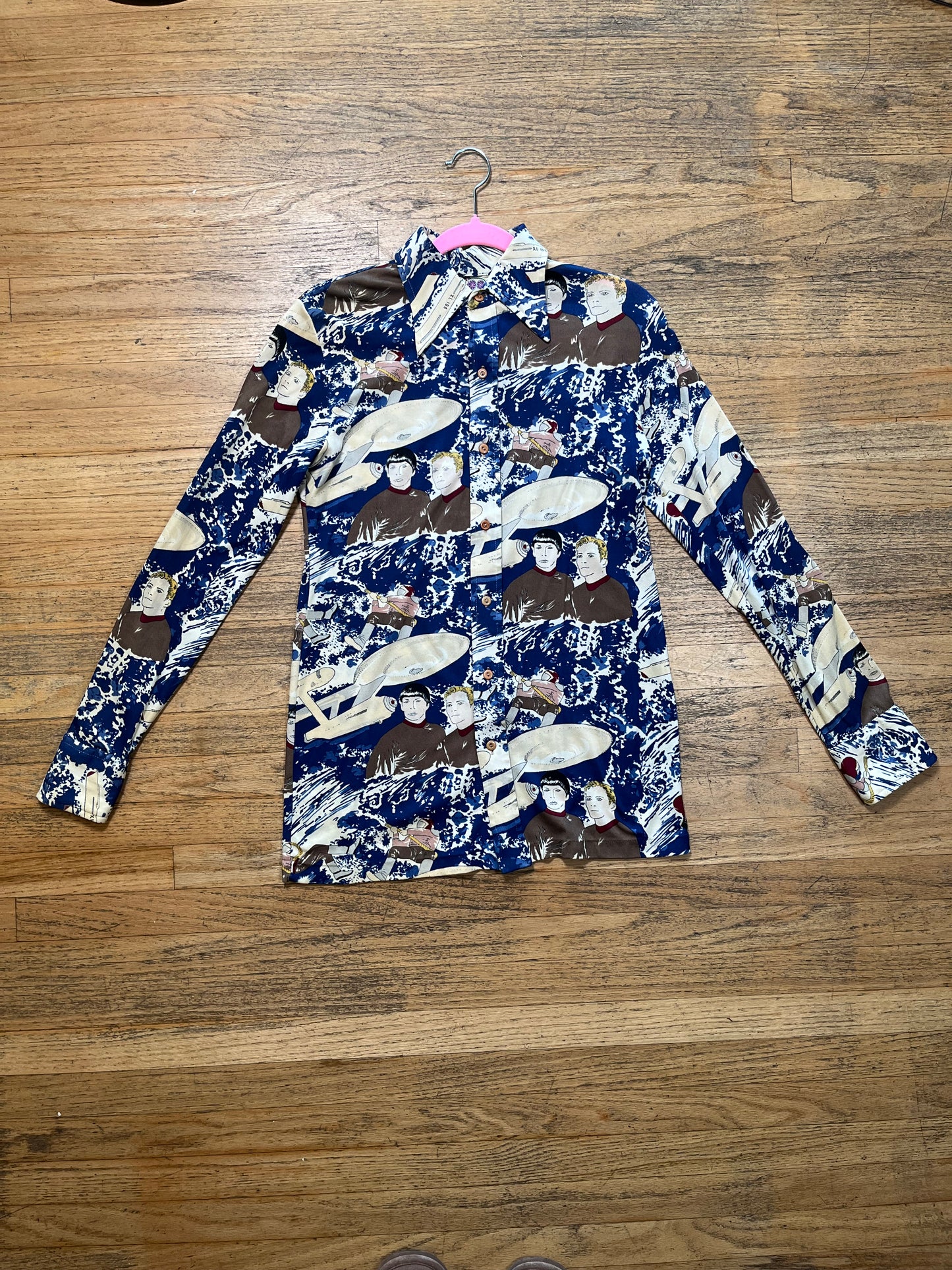 Vintage 70s "Huk-a-poo" Star Trek Novelty Print Button Down Shirt - Best Fits Size M-L