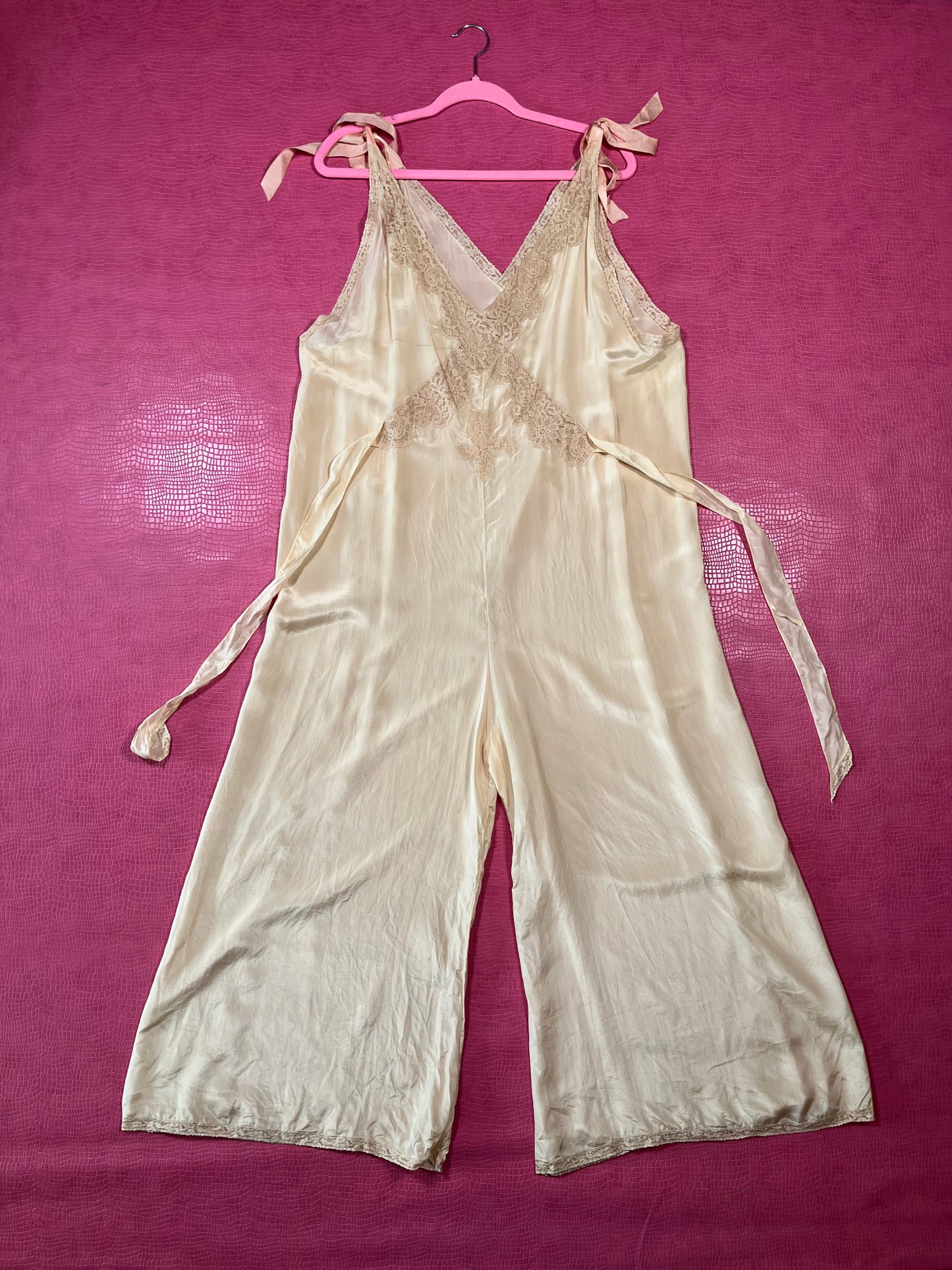 Vintage 30s 40s Peach Silk Pajama Jumpsuit - Fits Most Sizes