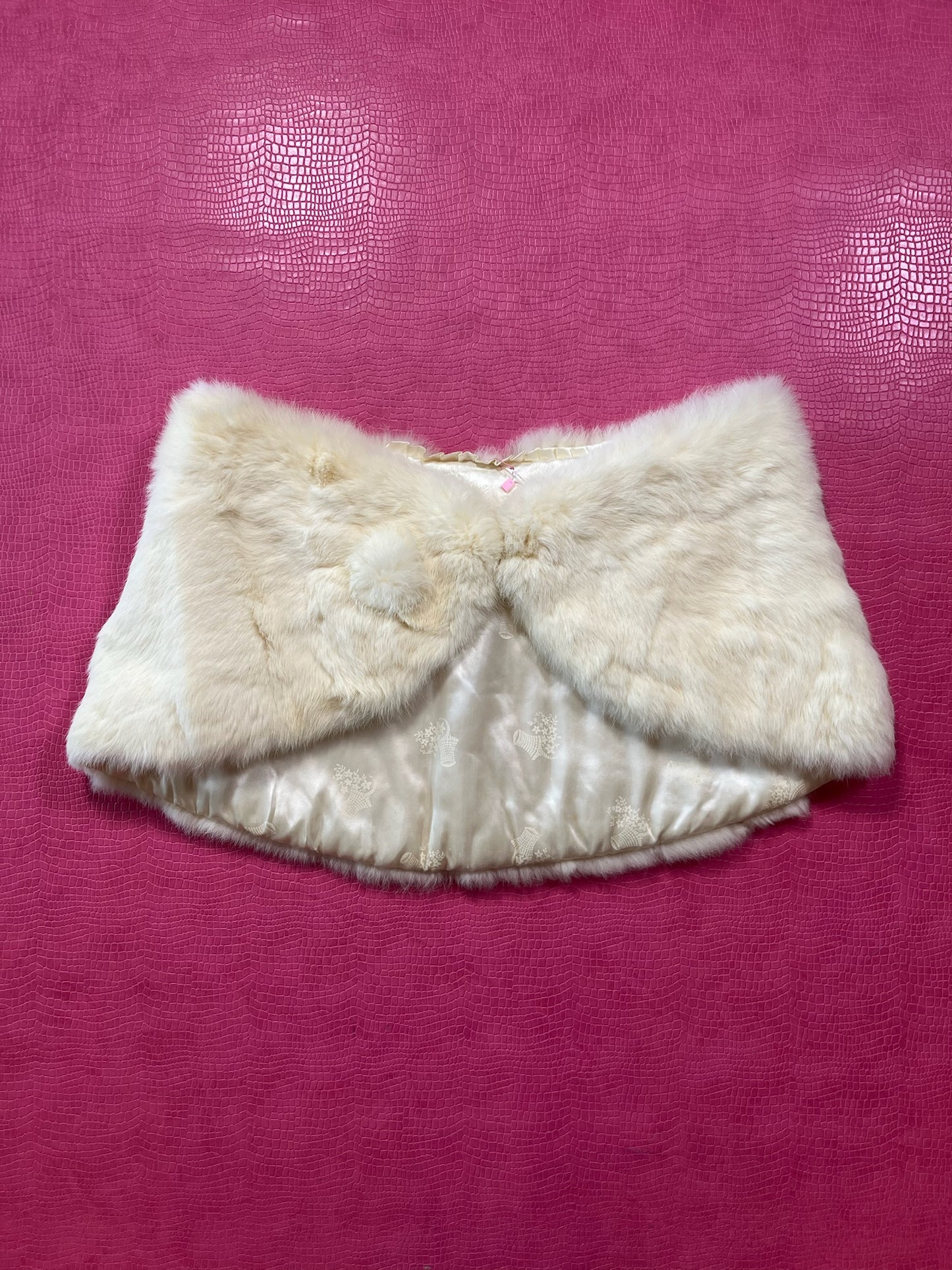 Vintage 50s 60s Ivory Rabbit Shawl - One Size