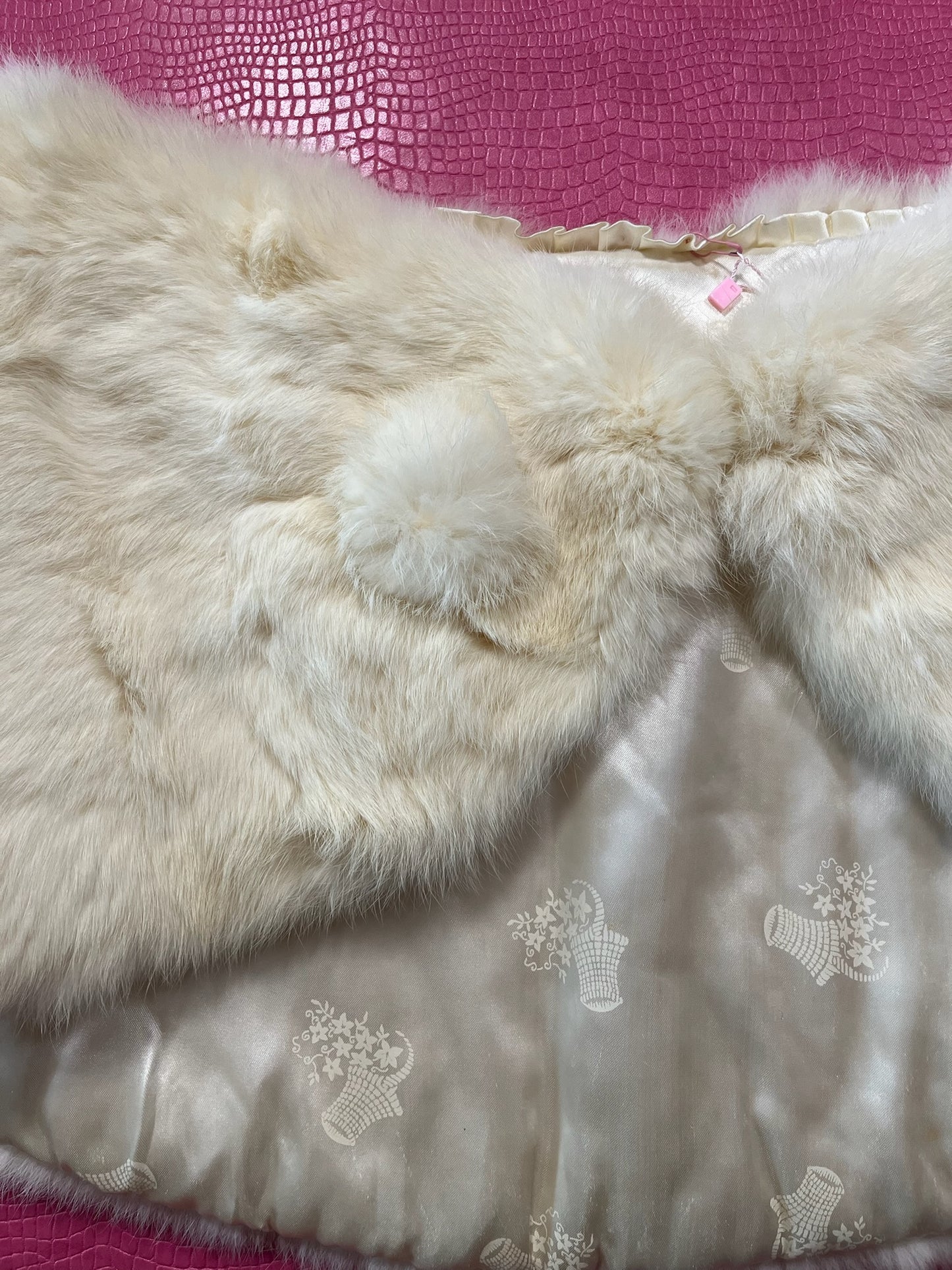 Vintage 50s 60s Ivory Rabbit Shawl - One Size