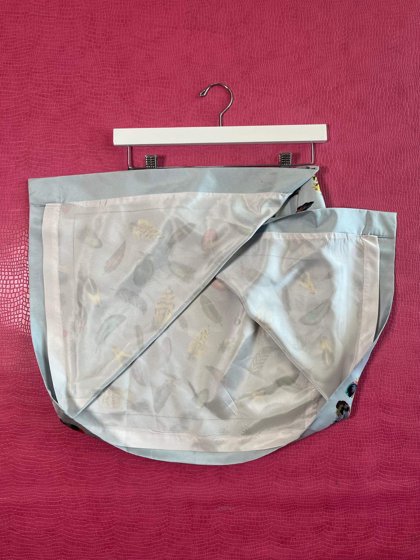 Vintage 80s "Carlisle" Feather Print Skirt - Best Fits Size XS