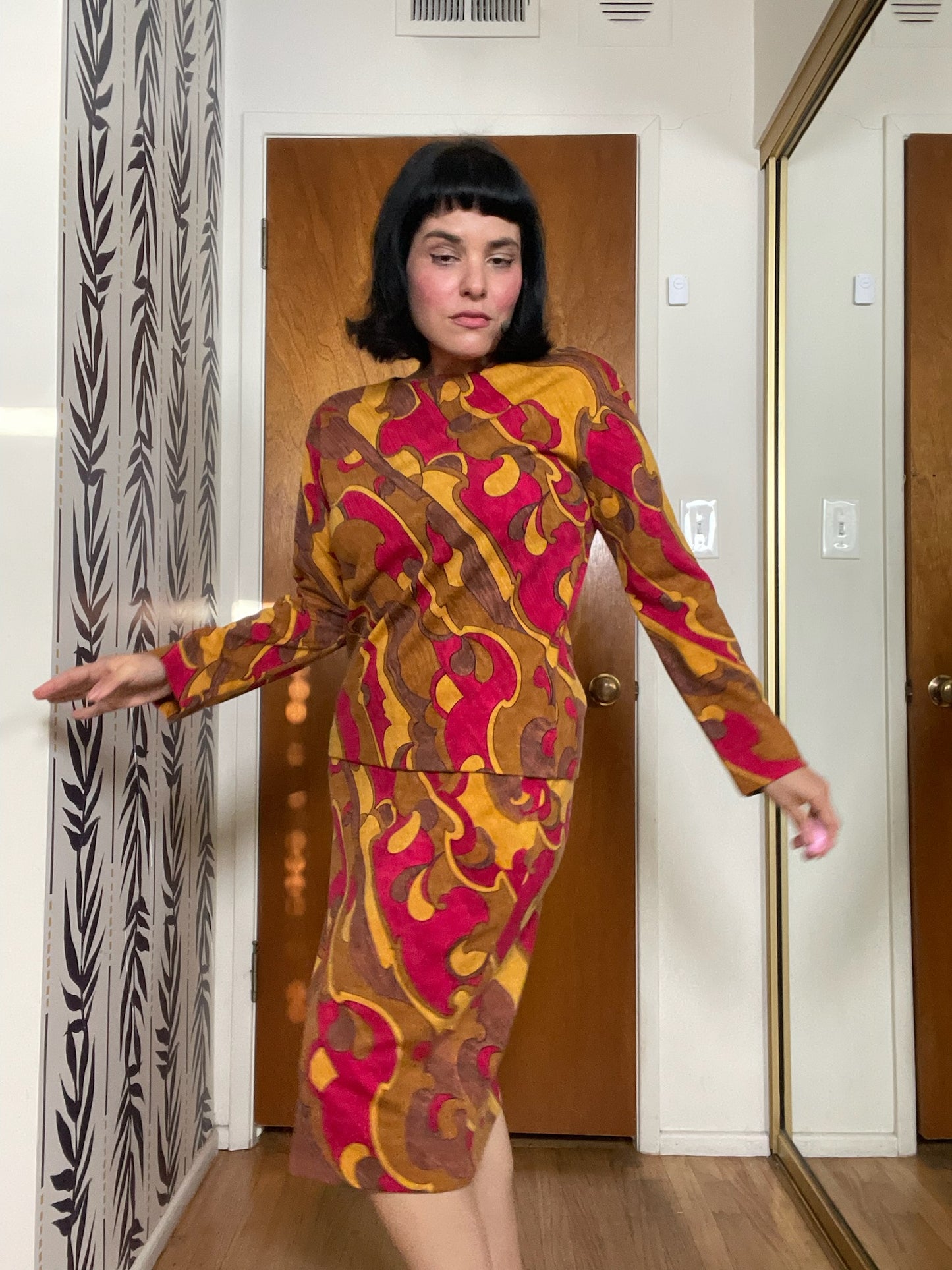 Vintage 60s "Goldworm" Psychedelic Knit Skirt Set