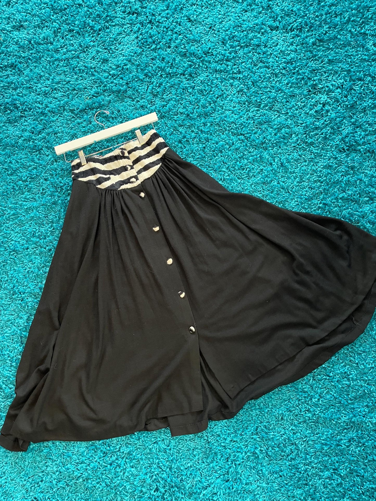 Vintage 80s "Tape Measure New York" Zebra Skirt - Best Fits Size