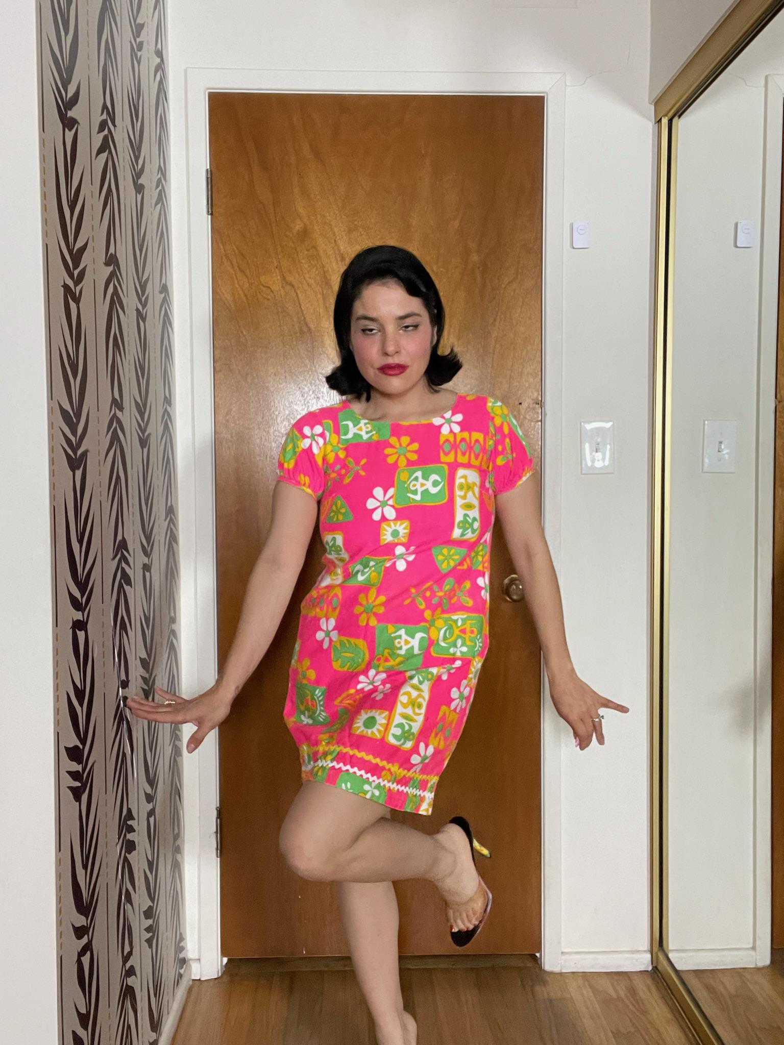 Vintage 60s "Young Hawaii Honolulu" Neon Pink Dress - Best Fits Size XS-L