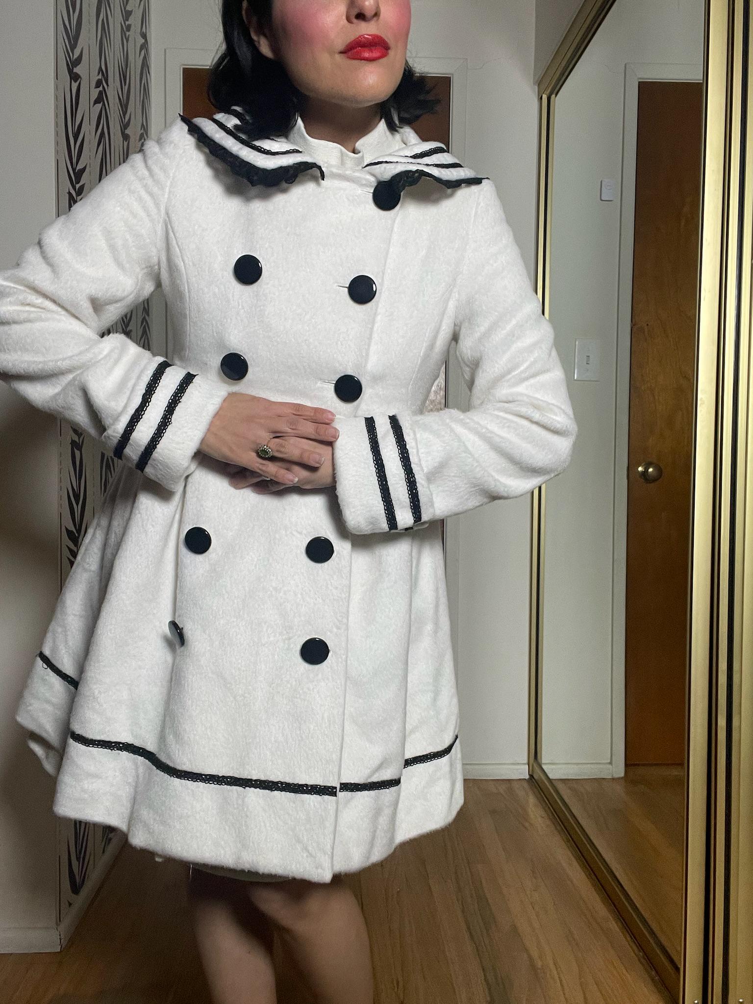 Vintage 90s "Dearly" White Plush Jacket - Best Fits Size XS-M