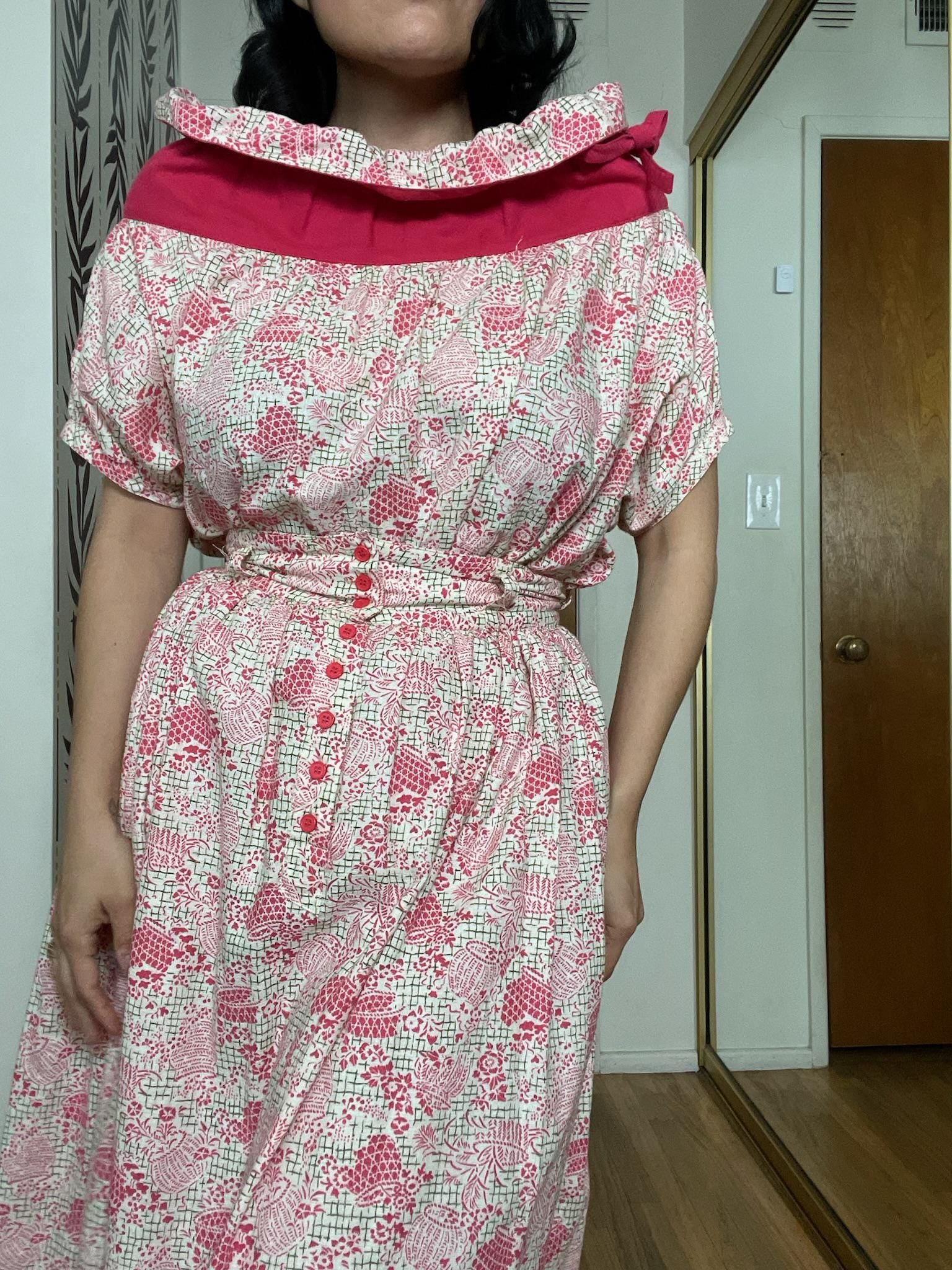 Vintage 50s 60s "Anastasia" Basket Print Skirt Set - Best Fits Size XS-S