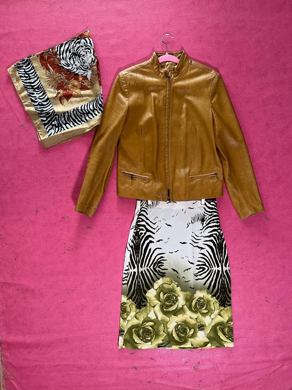 Vintage 90s Y2K Green Zebra and Rose Print Midi Skirt - Best Fits Size S-L