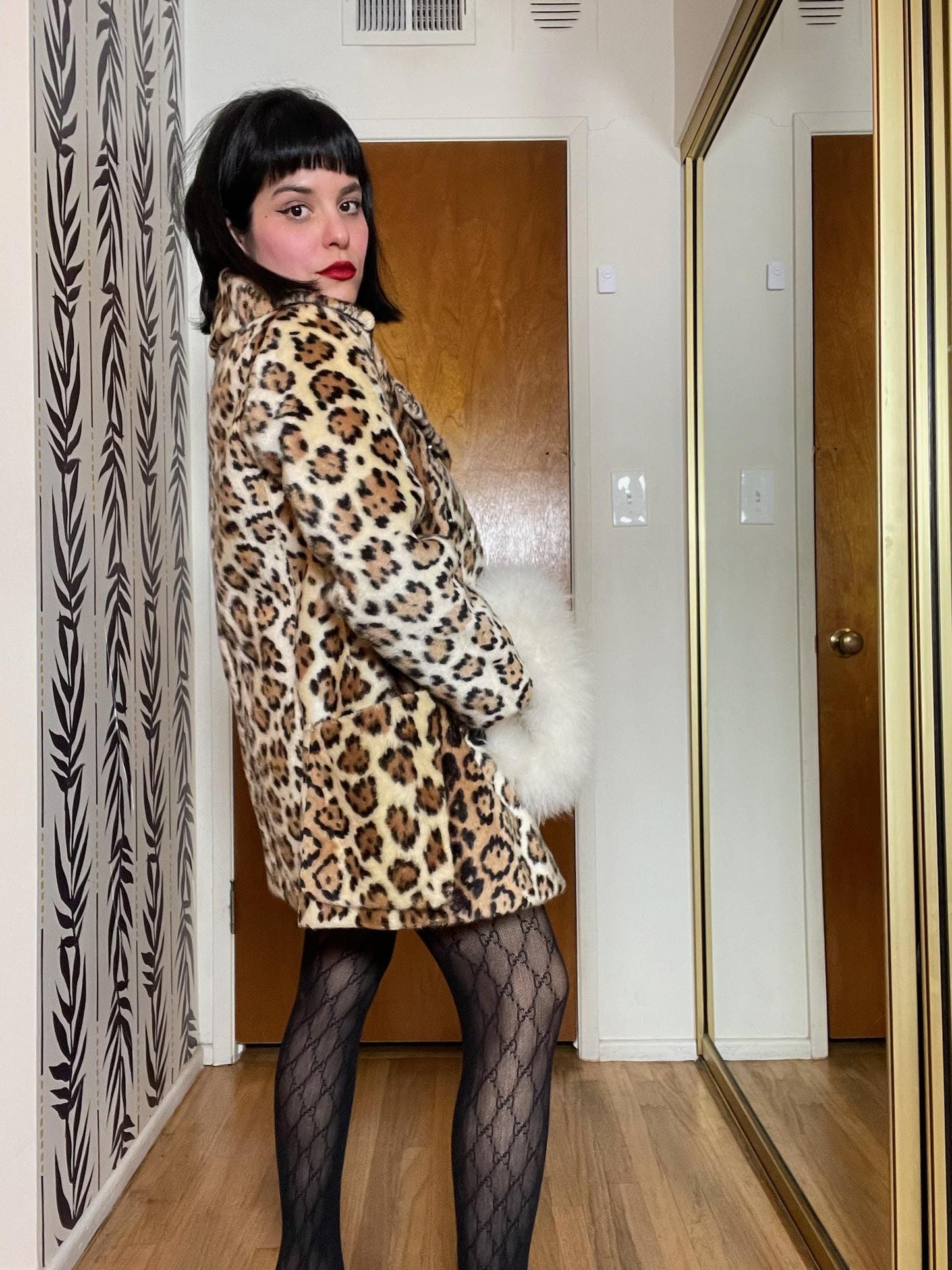 Vintage 50s 60s Dead Stock White Marabou Feather Hand Muffler