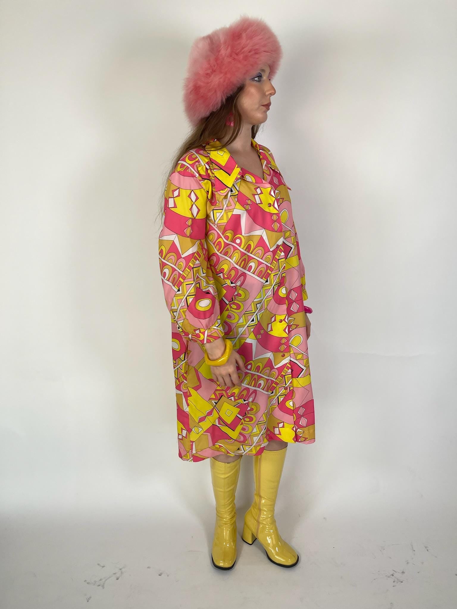 Vintage 60s "Model's Coat" Pucci Vibes Duster - Fits Most Sizes