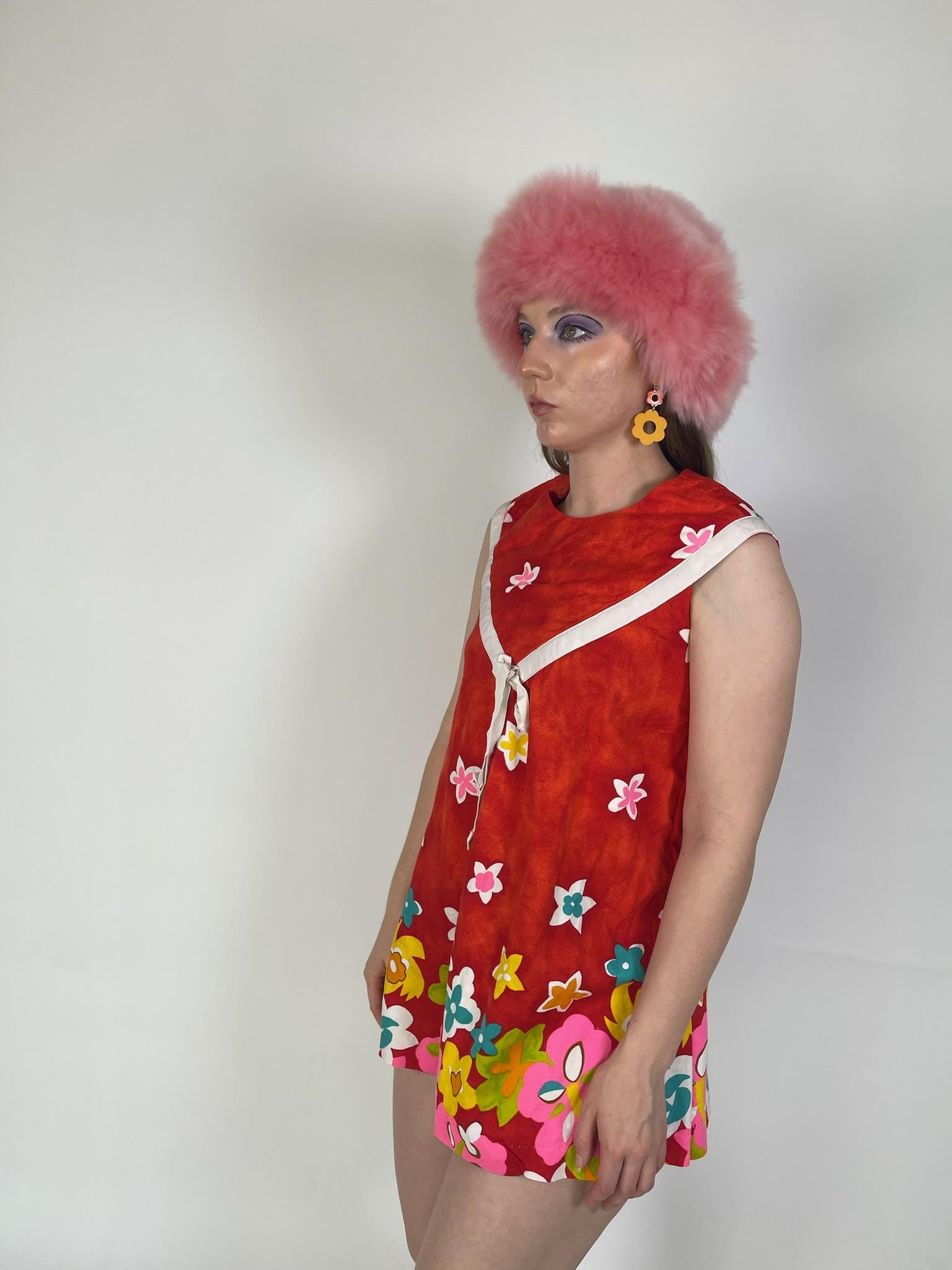 Vintage 60s "Makamae Hawaii" Red Mini Dress - Fits Size XS-S, Possibly M