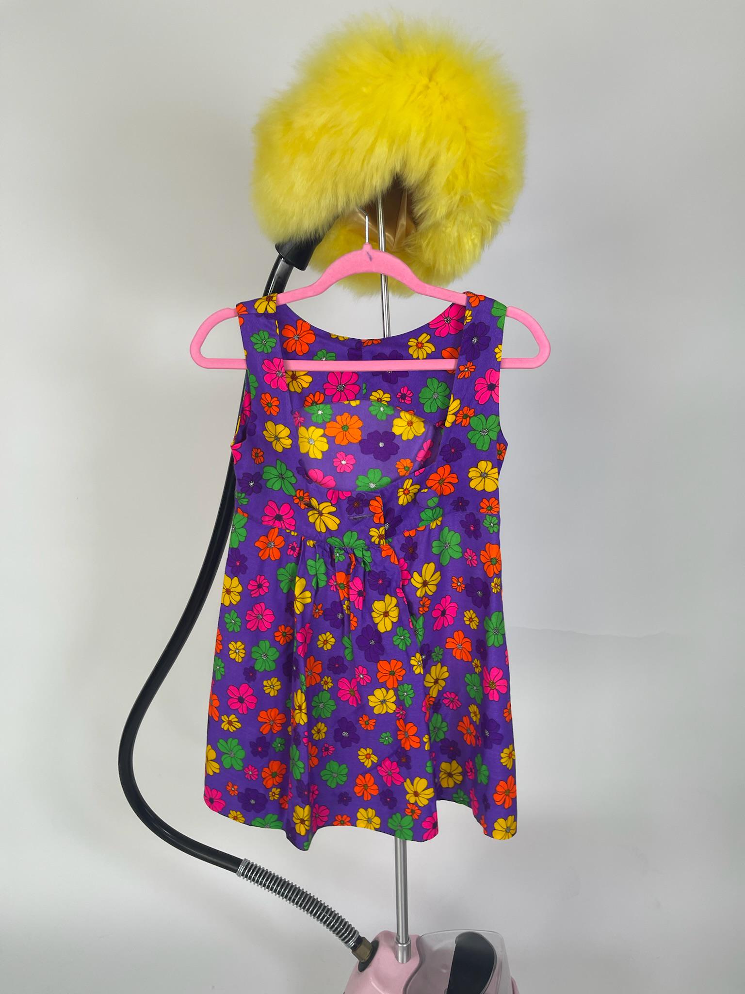 Vintage 60s "The Simple Shop Waikiki Hawaii" Neon Flower Dress - Size XS