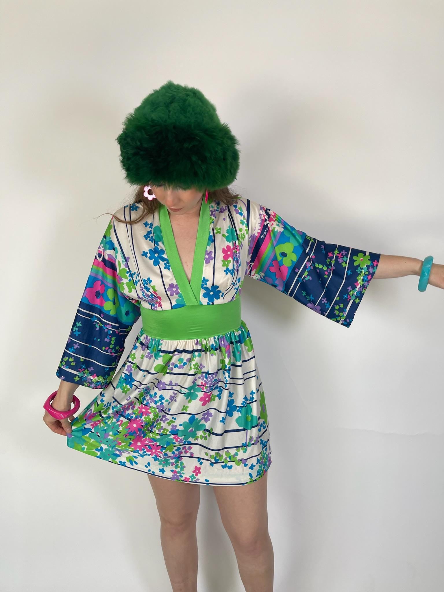 Vintage 60s 70s "Marc" Flower Print Dress - Fits Size XS-M, Possibly L