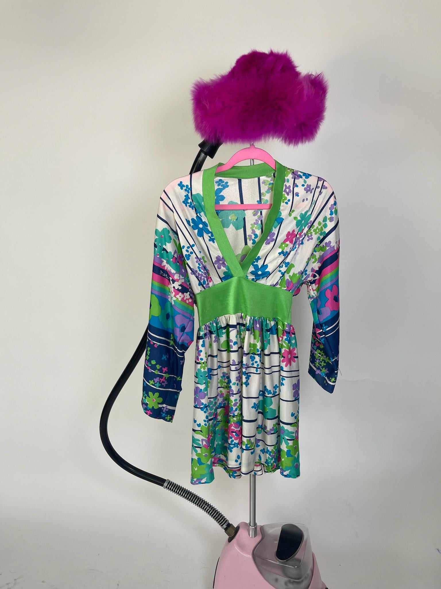 Vintage 60s 70s "Marc" Flower Print Dress - Fits Size XS-M, Possibly L