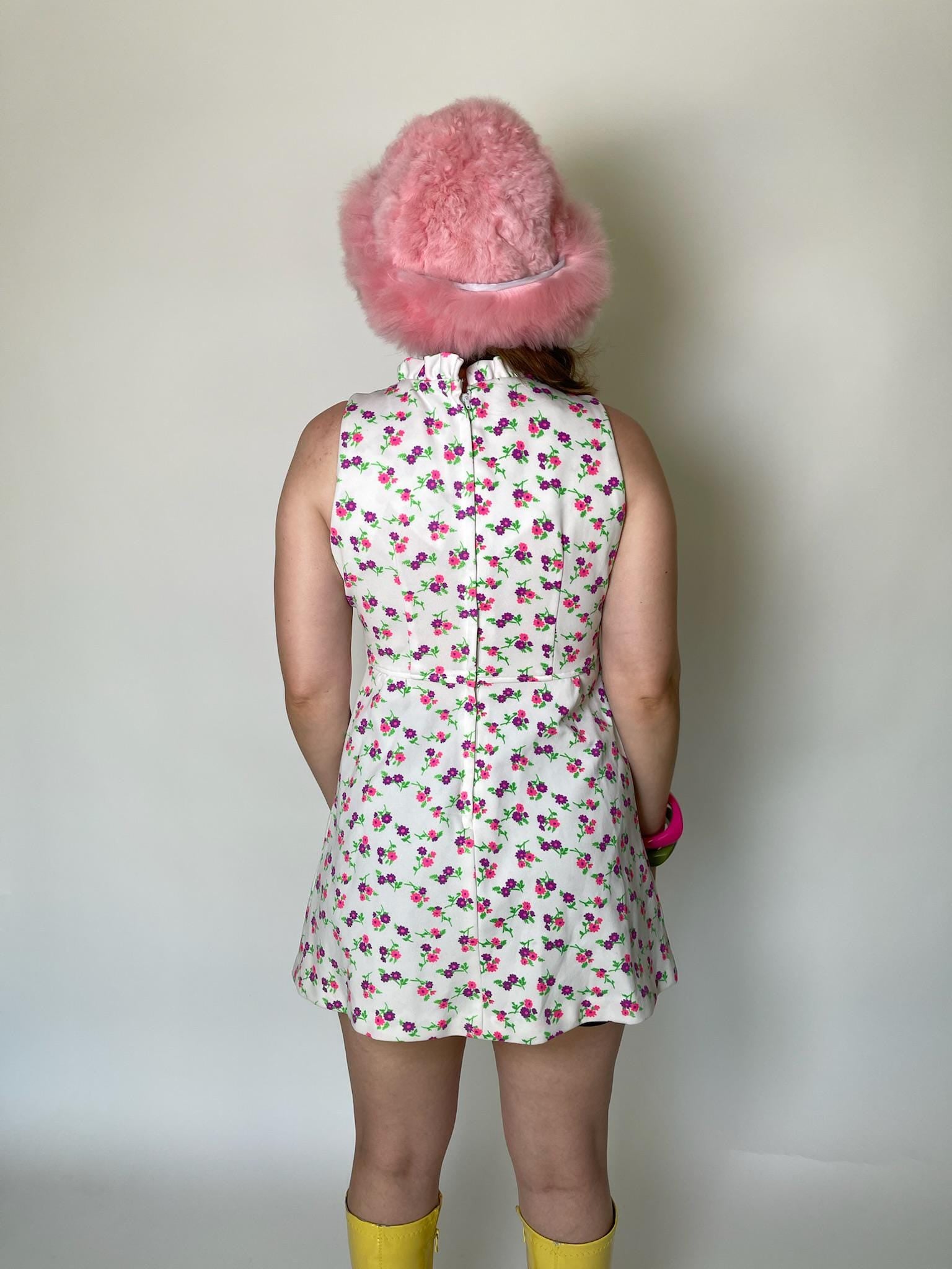 Vintage 60s 70s White with Pink and Purple Flowers Dress - Fits Size XS-S