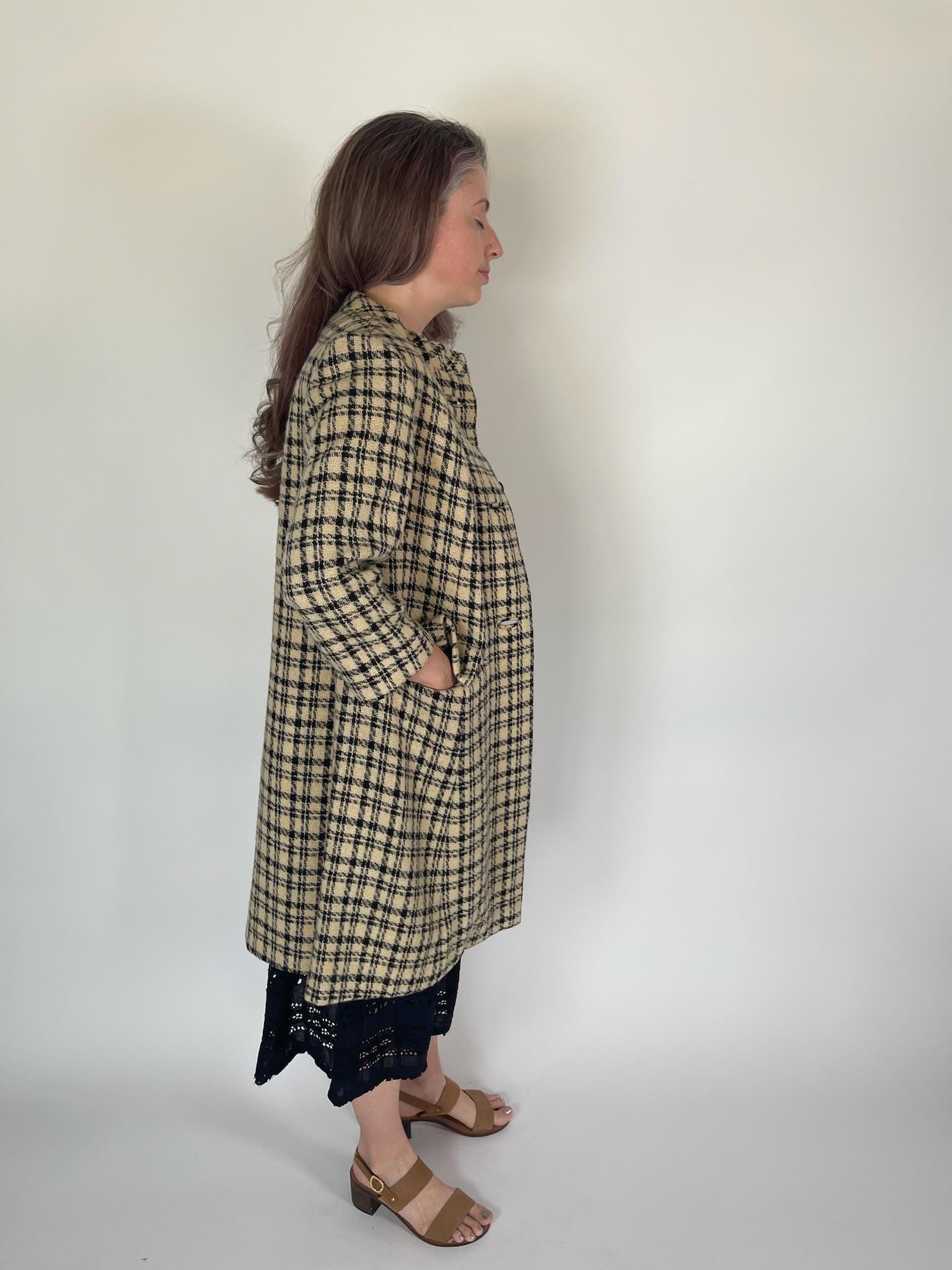 Vintage 60s Black and Tan Swing Coat - Fits Size S-M, Possibly L
