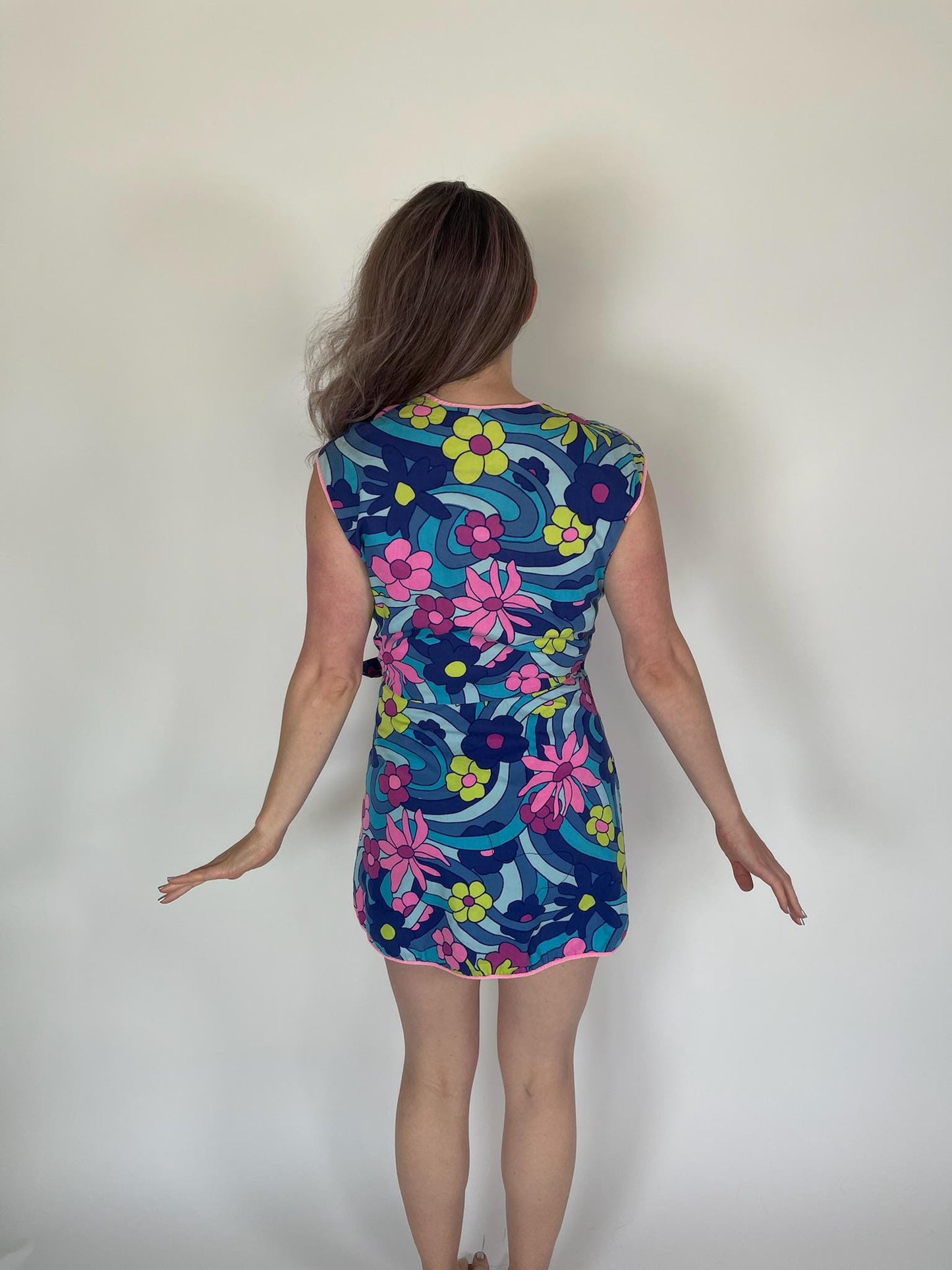 Vintage 60s Flower Print Tunic Wrap Dress - Fits Size XS-M, Possibly L