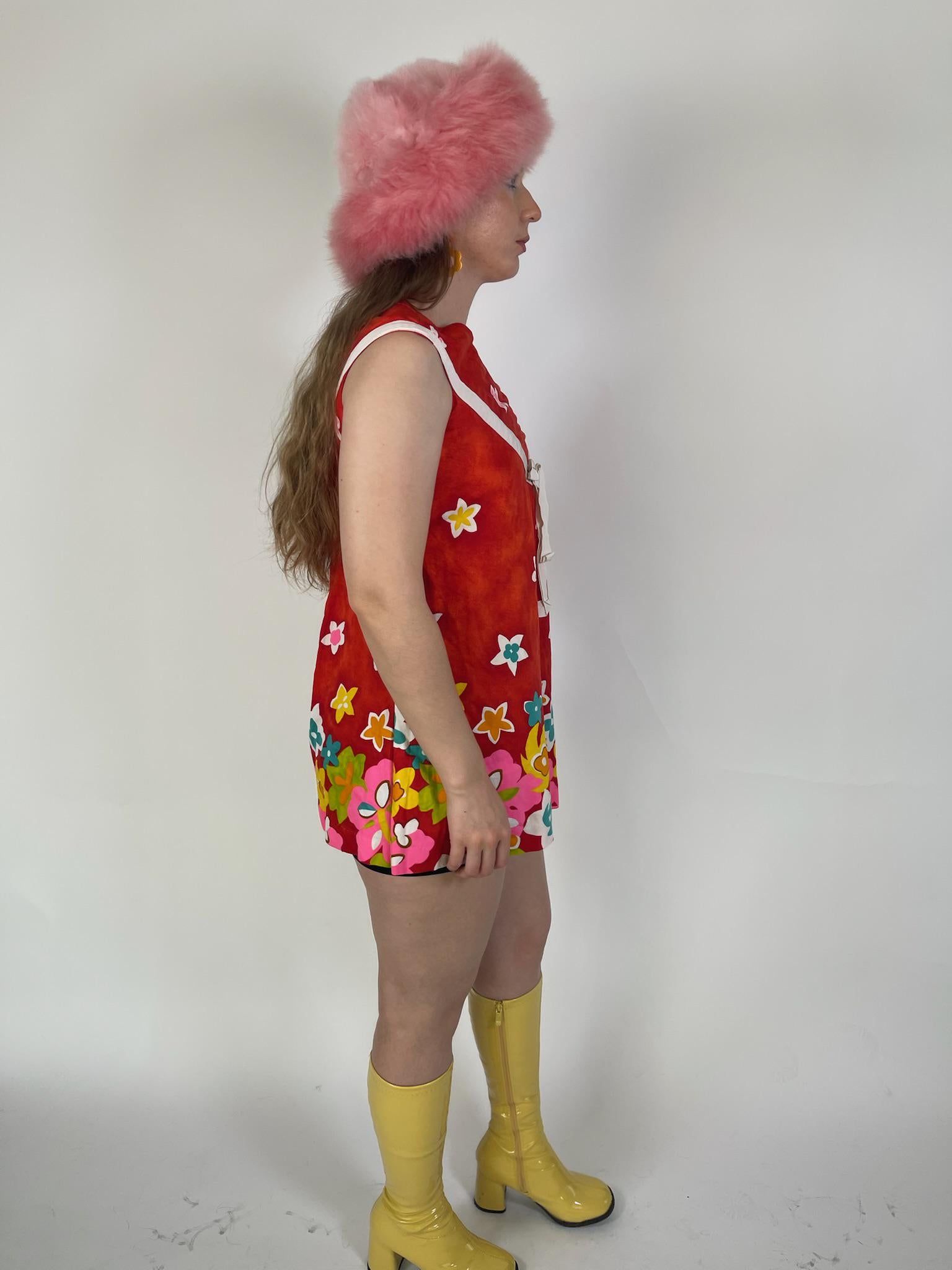 Vintage 60s "Makamae Hawaii" Red Mini Dress - Fits Size XS-S, Possibly M
