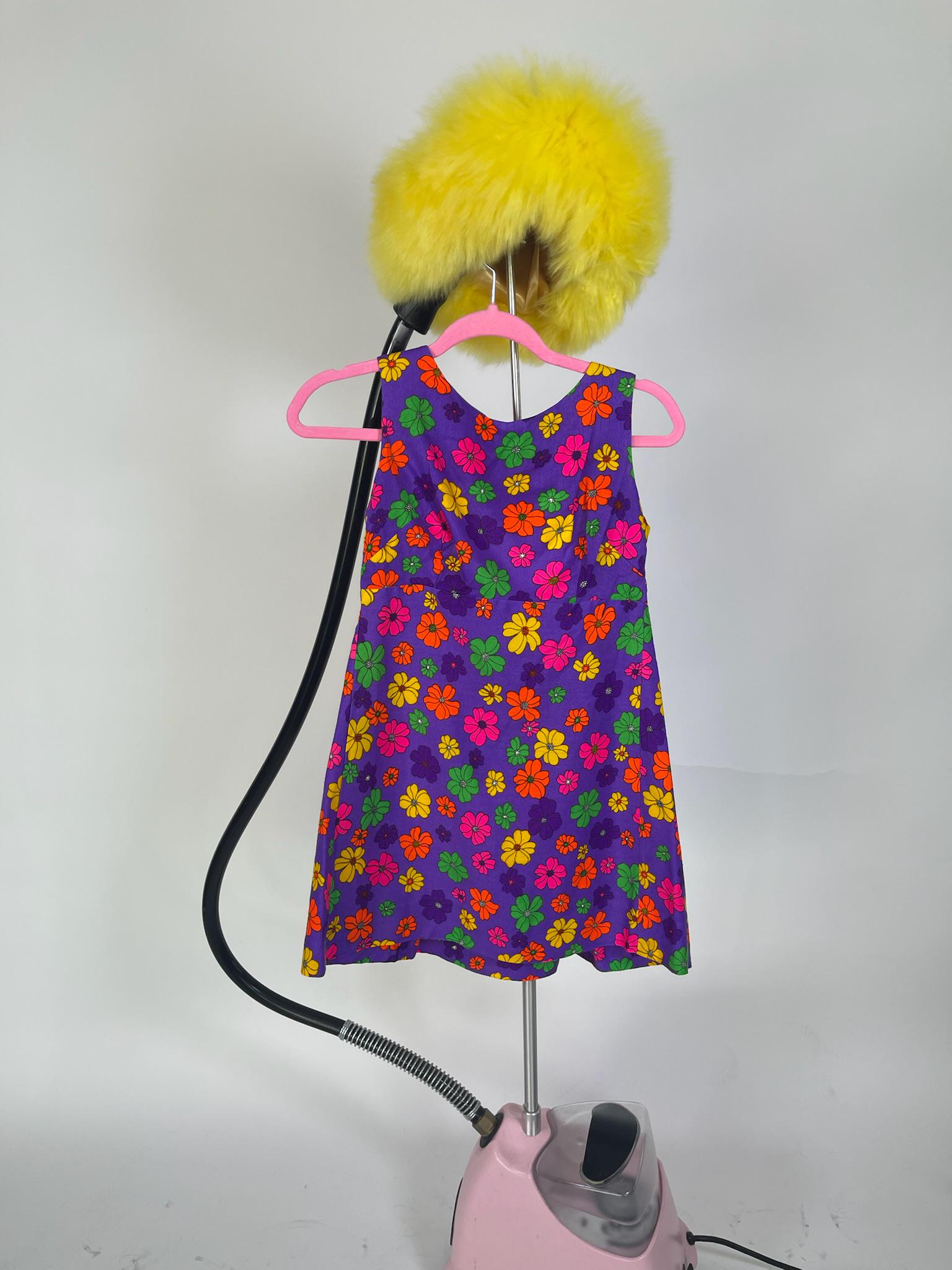 Vintage 60s "The Simple Shop Waikiki Hawaii" Neon Flower Dress - Size XS