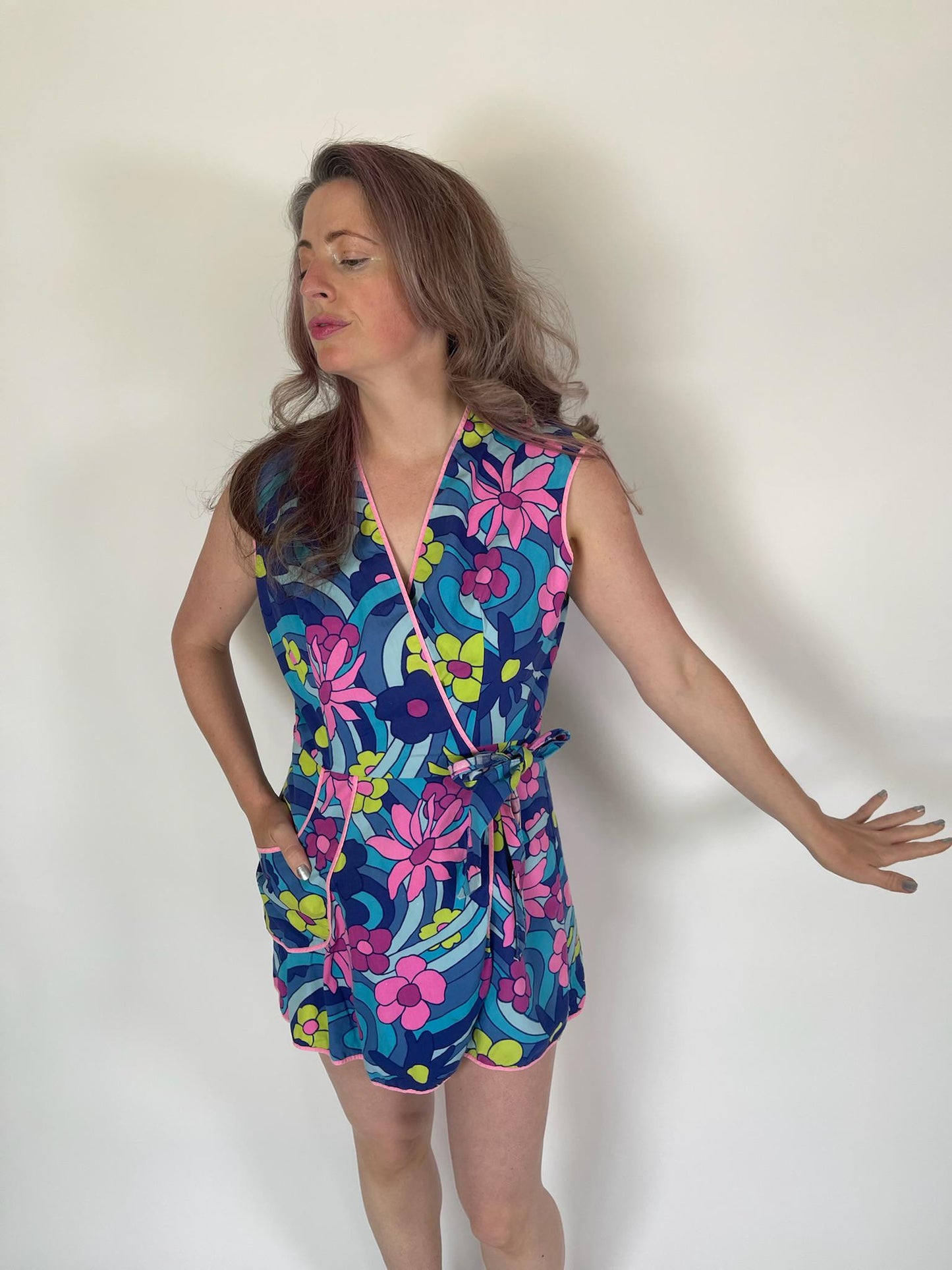 Vintage 60s Flower Print Tunic Wrap Dress - Fits Size XS-M, Possibly L