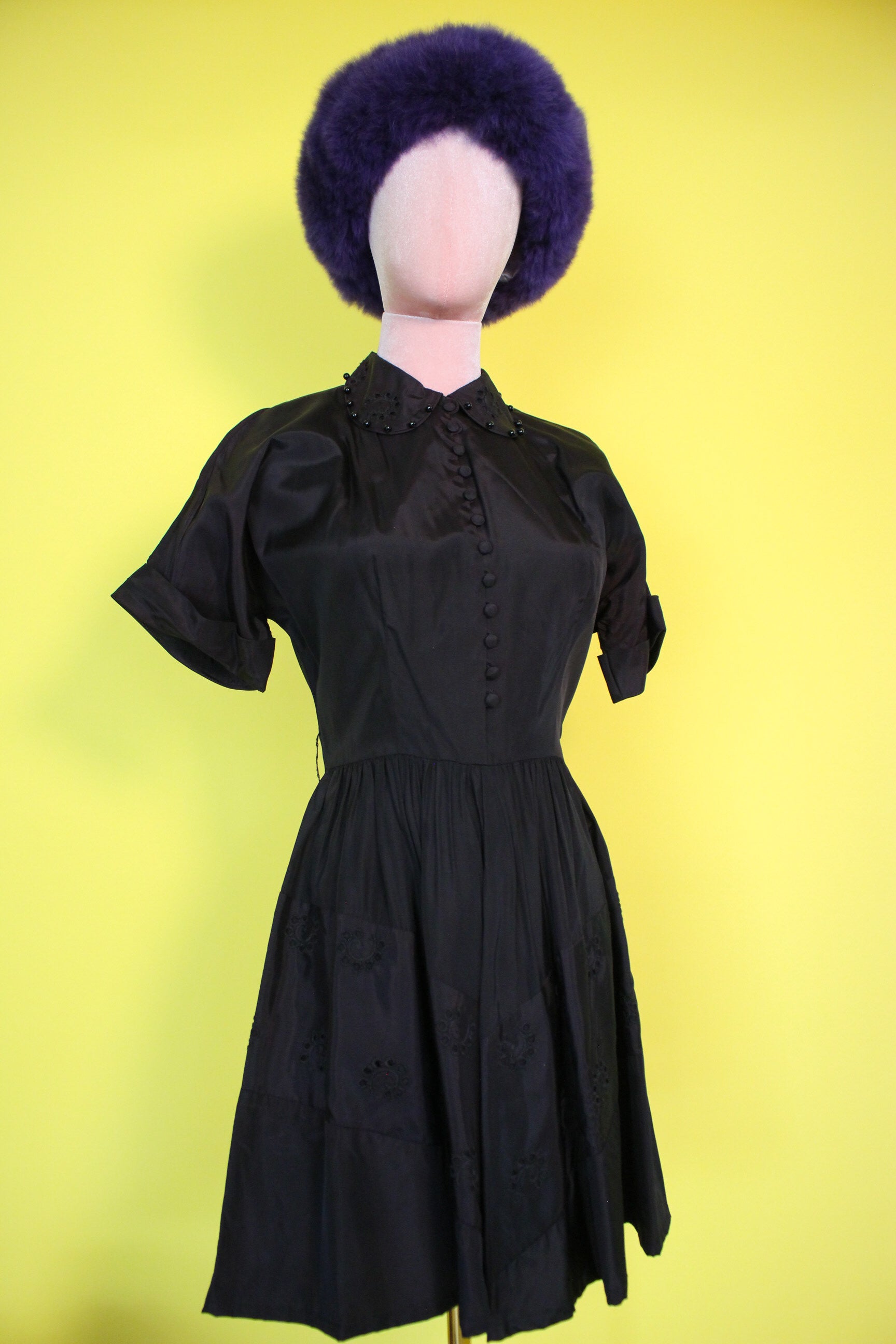 Vintage 50s 60s Jonathan Logan Black Peter Pan Collar Dress Best Fits Size XS Vintage 50s 60s Jonathan Logan Black Peter Pan Collar Dress Best Fits Size XS