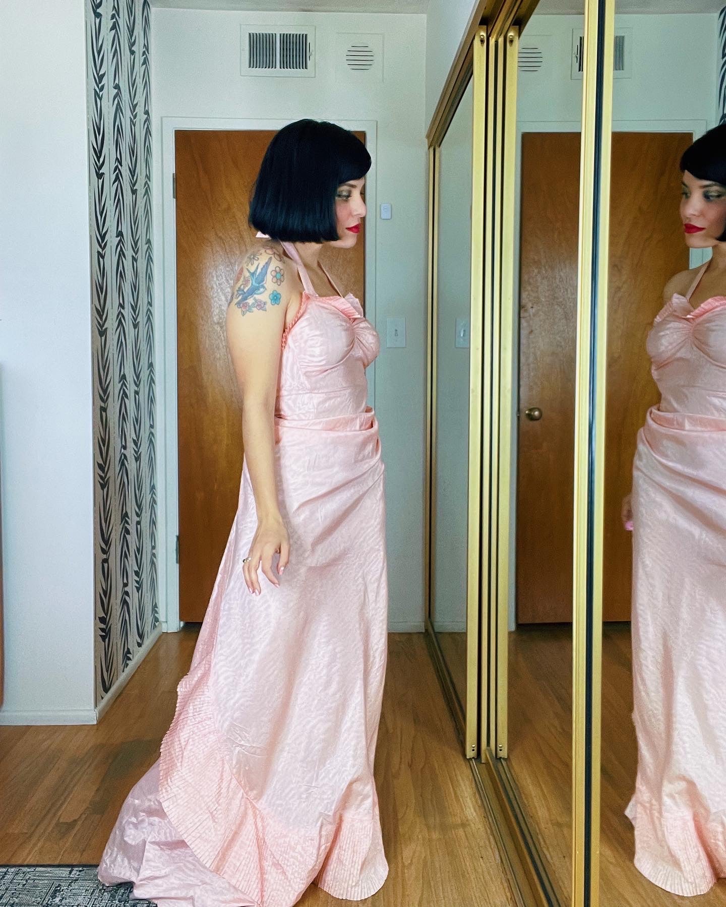 Vintage 40s Pink Halter Mermaid Fitted Gown Fits Sizes XXS-XS