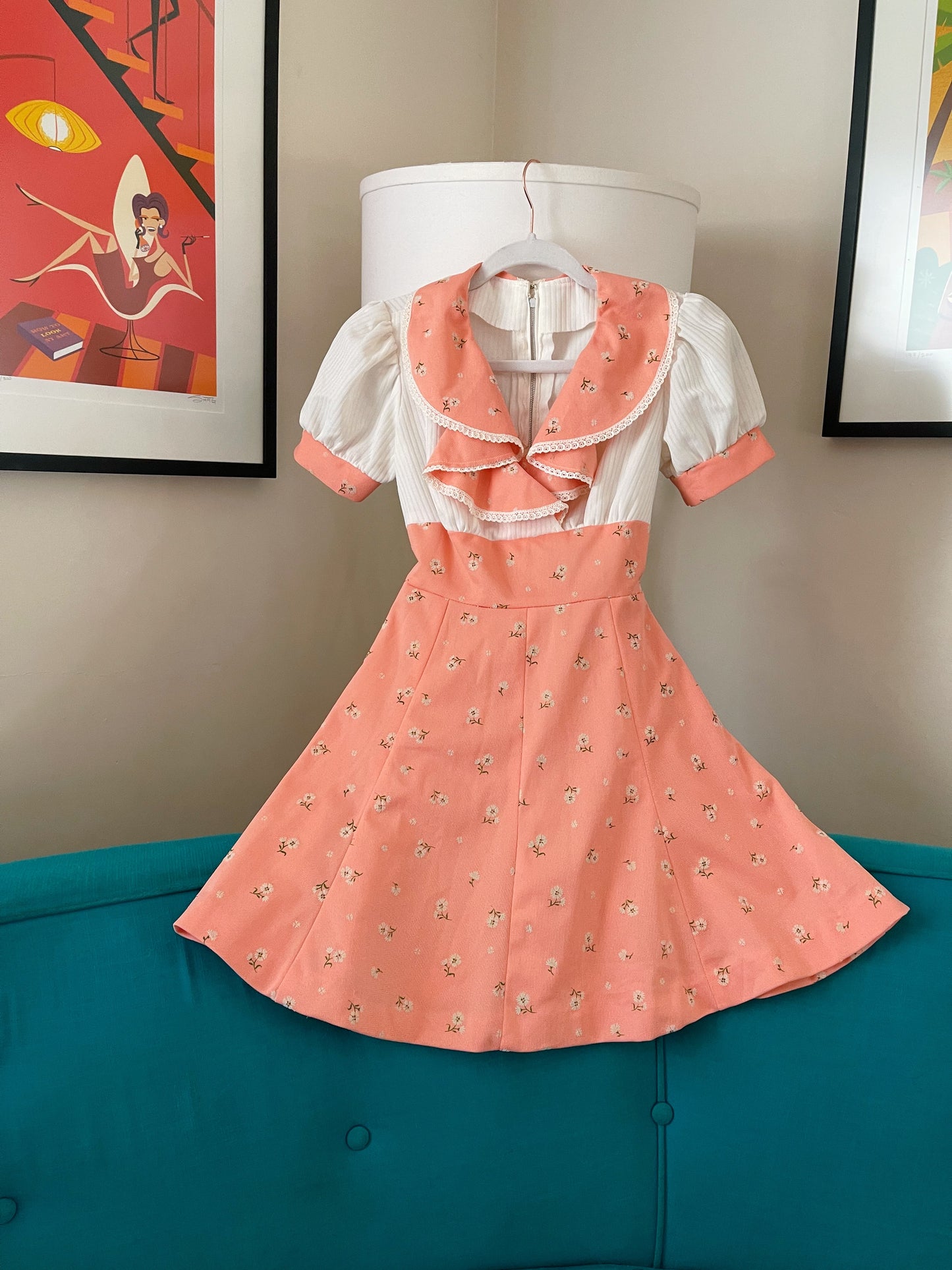 Vintage 60s / 70s Floral Babydoll Puffy sleeves Mini Dress Fits Sizes XXS-XS