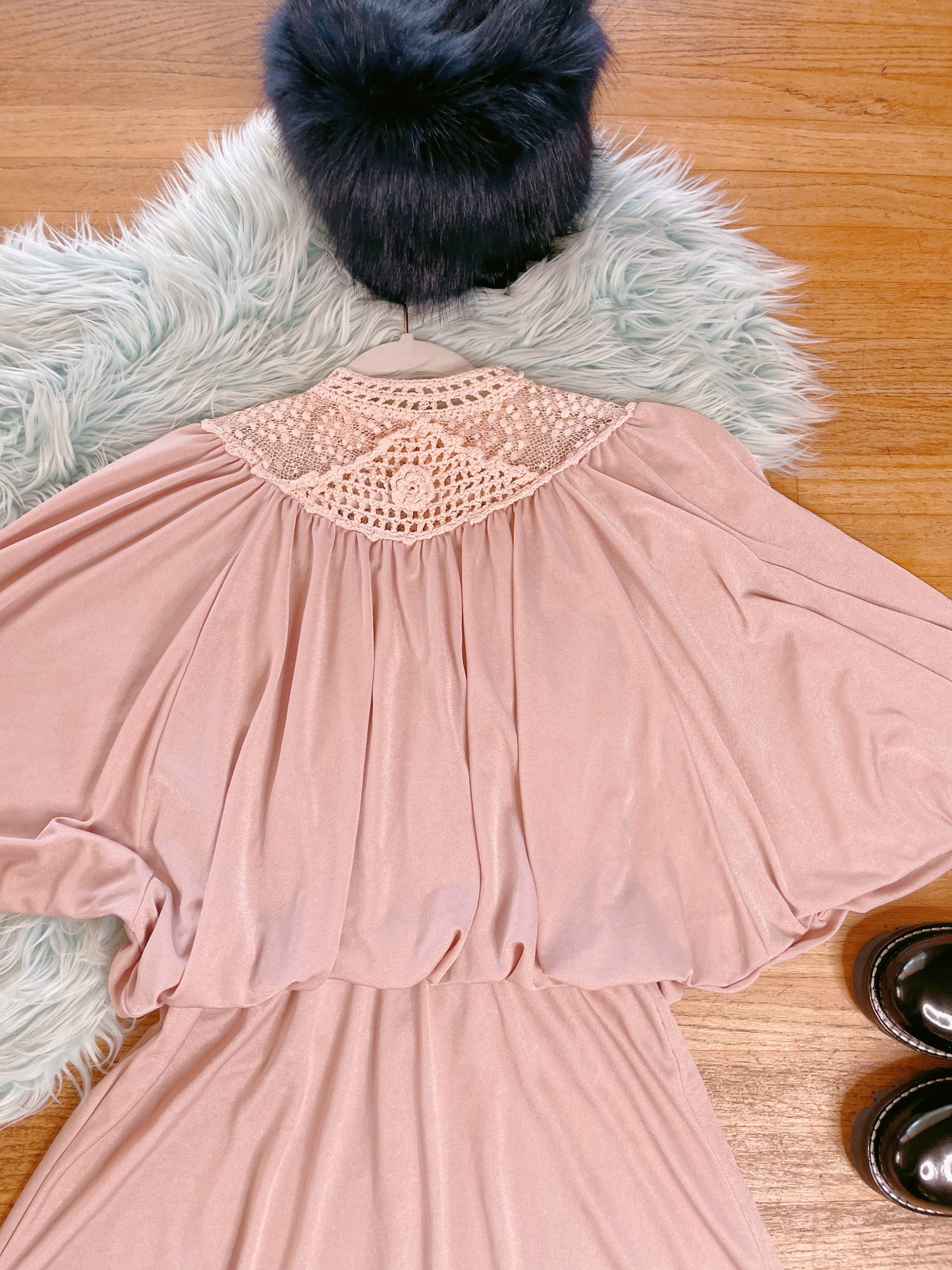 Vintage 70s Rose Pink Batwing Crochet-like Neckline dress Fits sizes XS-M