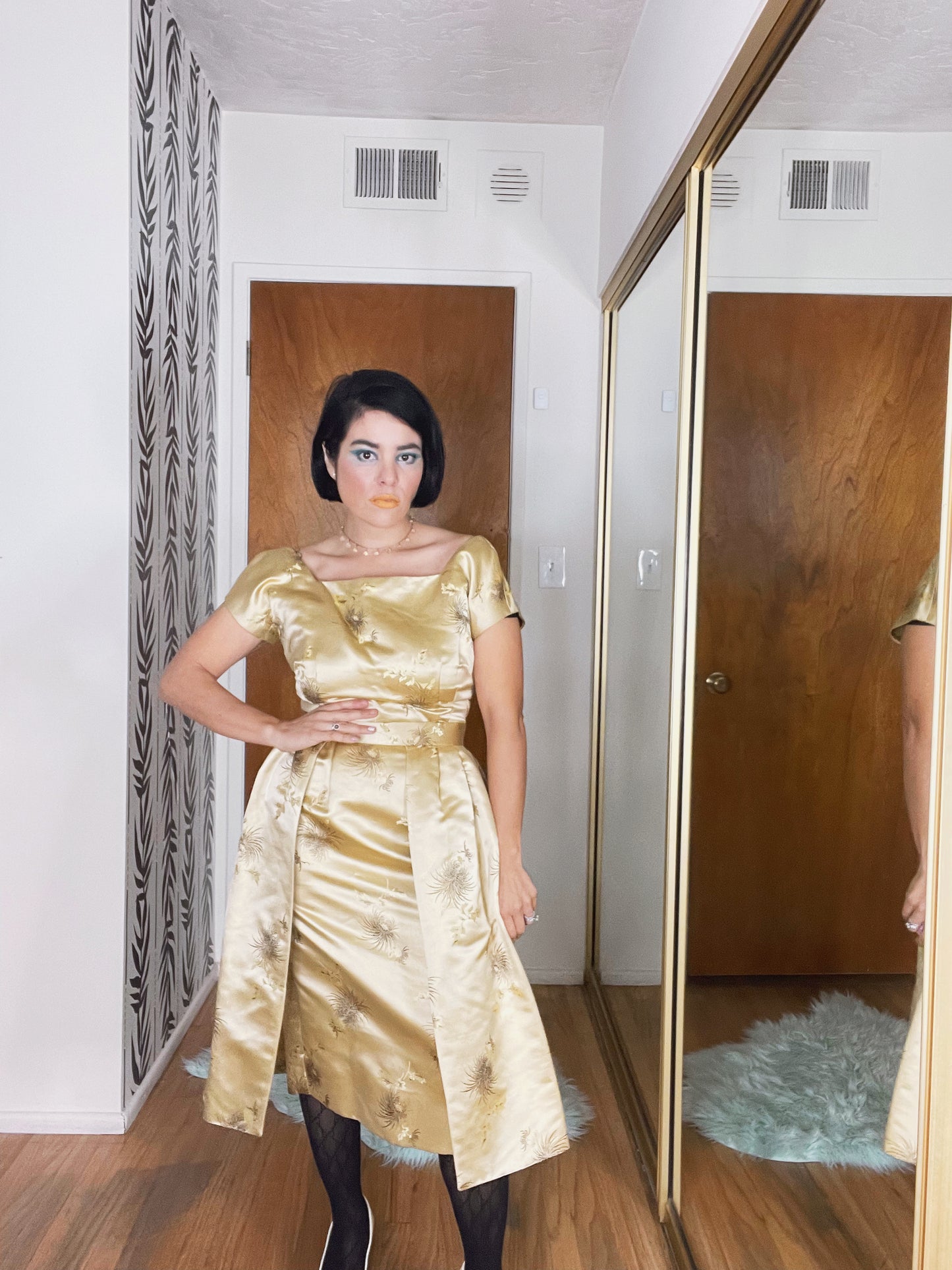 Vintage 50s Silk Custom Wiggle dress with Detachable skirt. Fits sizes XS-SM