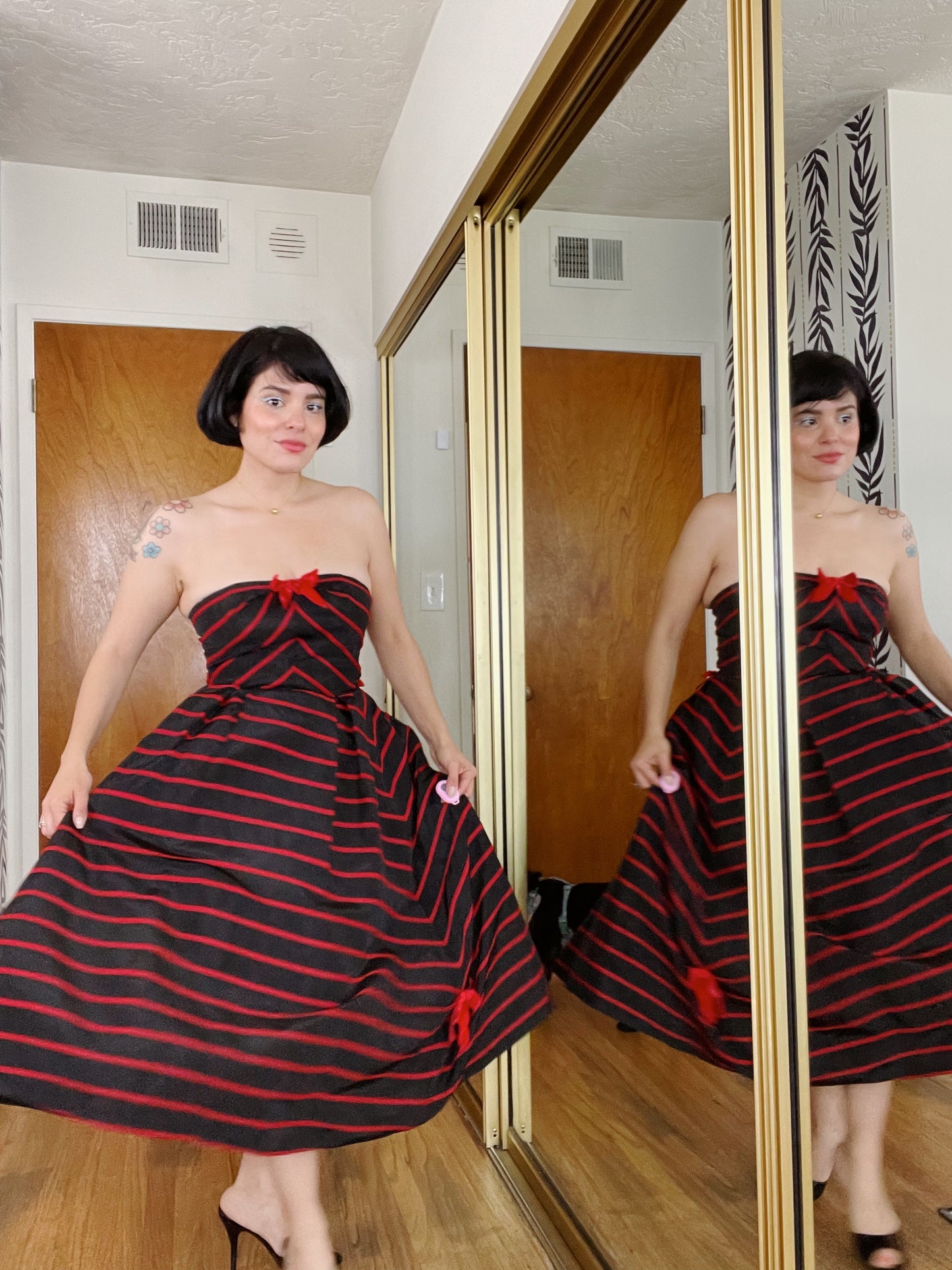 Vintage 50s / 60s Emma Domb Strapless Bow Dress Red Trim Velvet Bow Strapless Cocktail Dress Fits sizes XS-SM