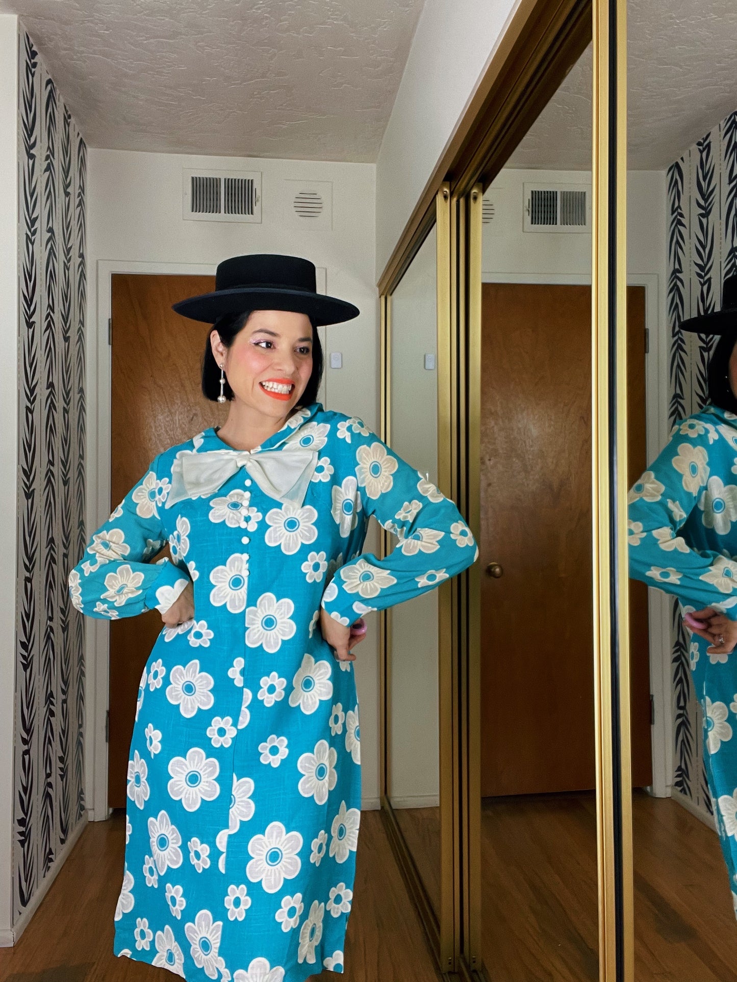 Vintage 60s Deadstock Flower Power Teal Collar Dress Fits Sizes S-M