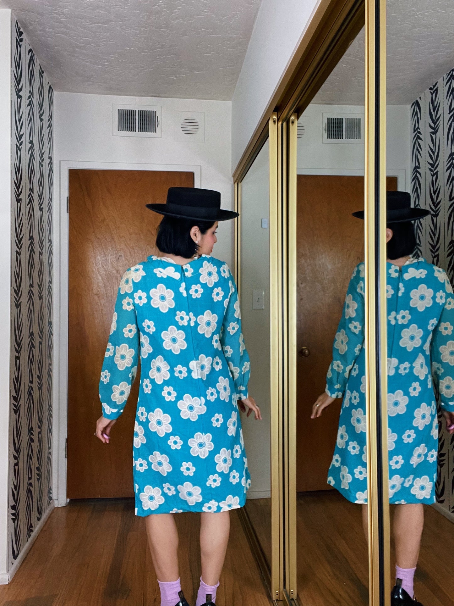 Vintage 60s Deadstock Flower Power Teal Collar Dress Fits Sizes S-M