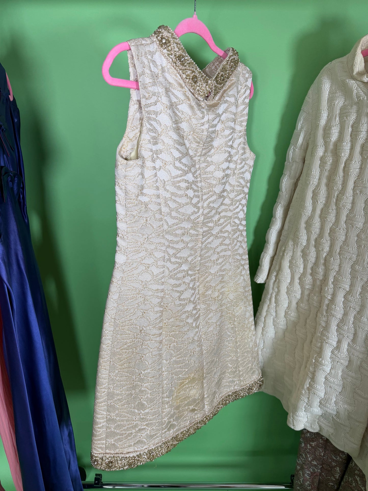 Vintage 60s Mod White Brocade Cocktail Dress by Bullock Whilshire fits S-M & possible size L