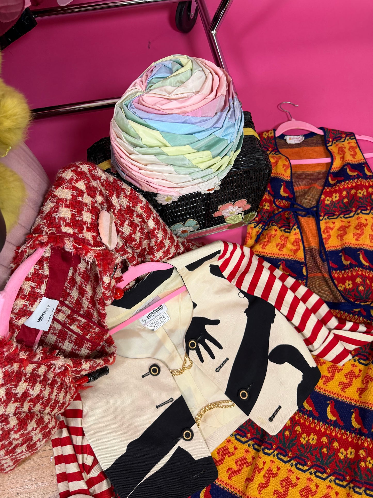 Vintage “Moschino Cheap & Chic” Made in Italy Houndstooth Novelty Makeup Suit Fits XS-SM Possible size M