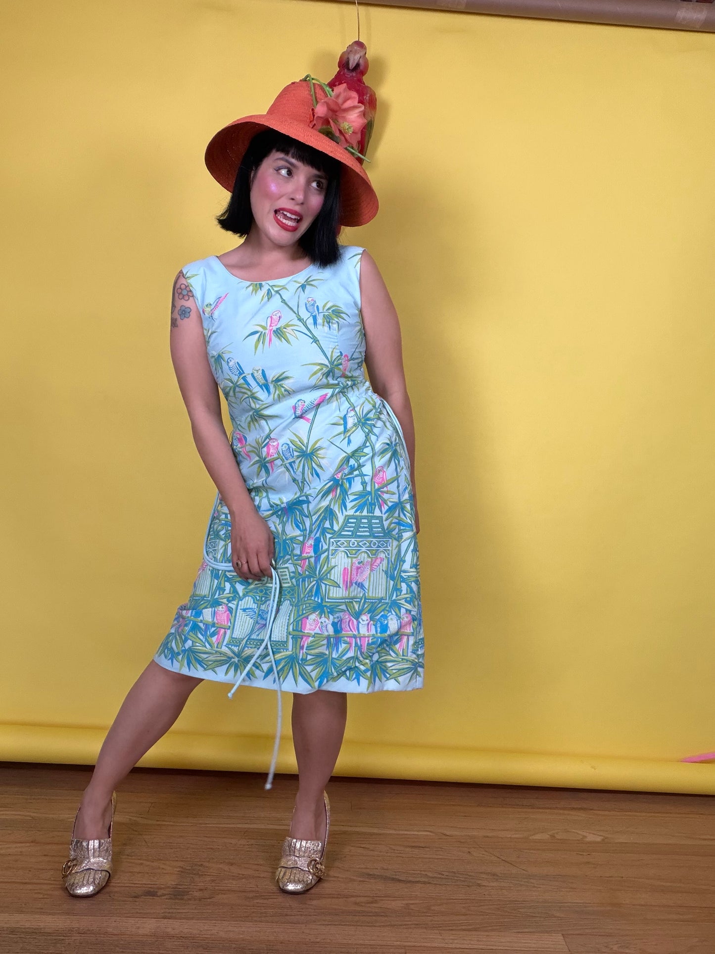Vintage 60s Lee Stevens of Miami Polished Cotton Tropical Parrot Paradise Print Dress XS-SM